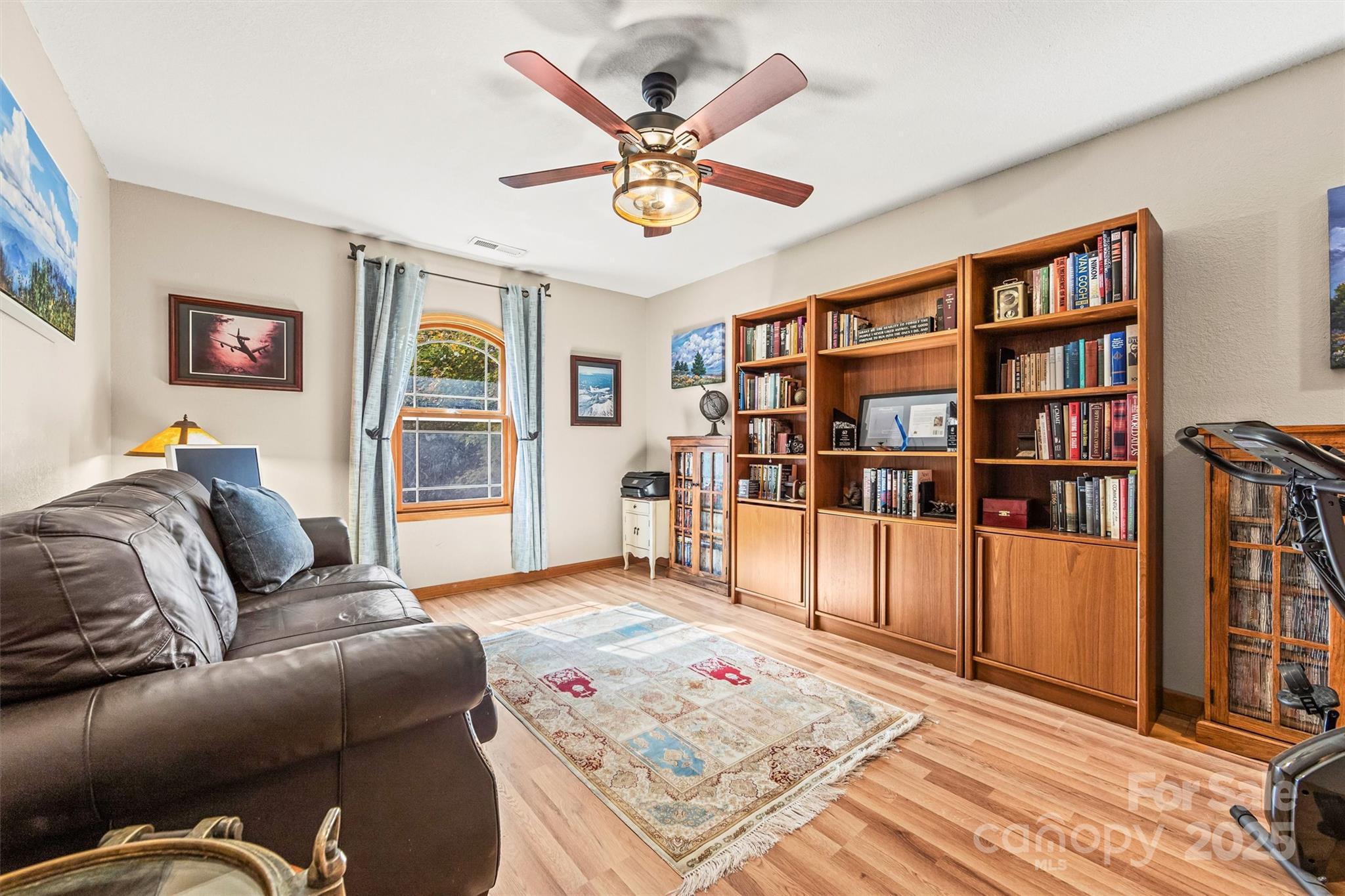336 Berry Lane — Bryson City