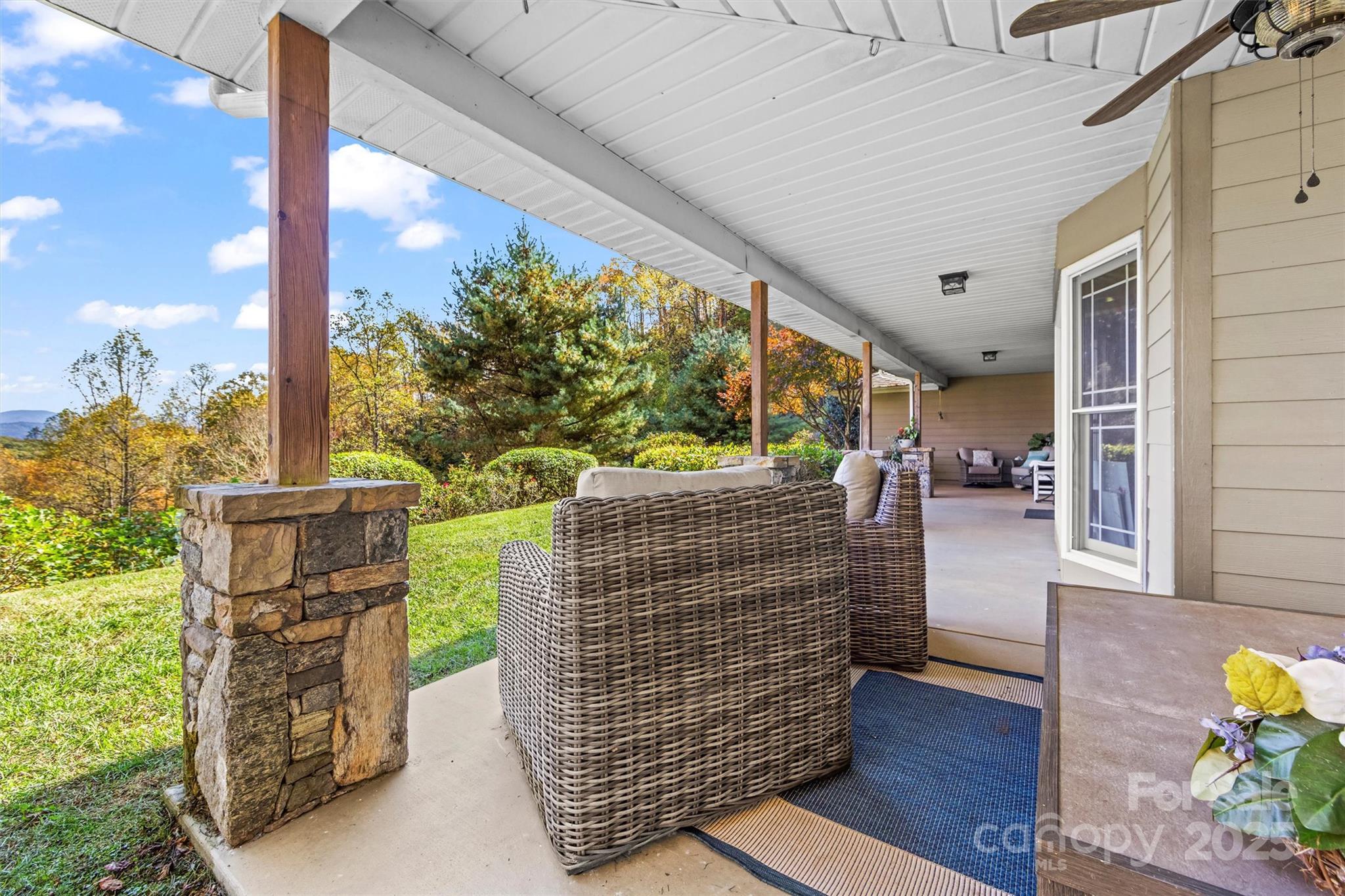 336 Berry Lane — Bryson City