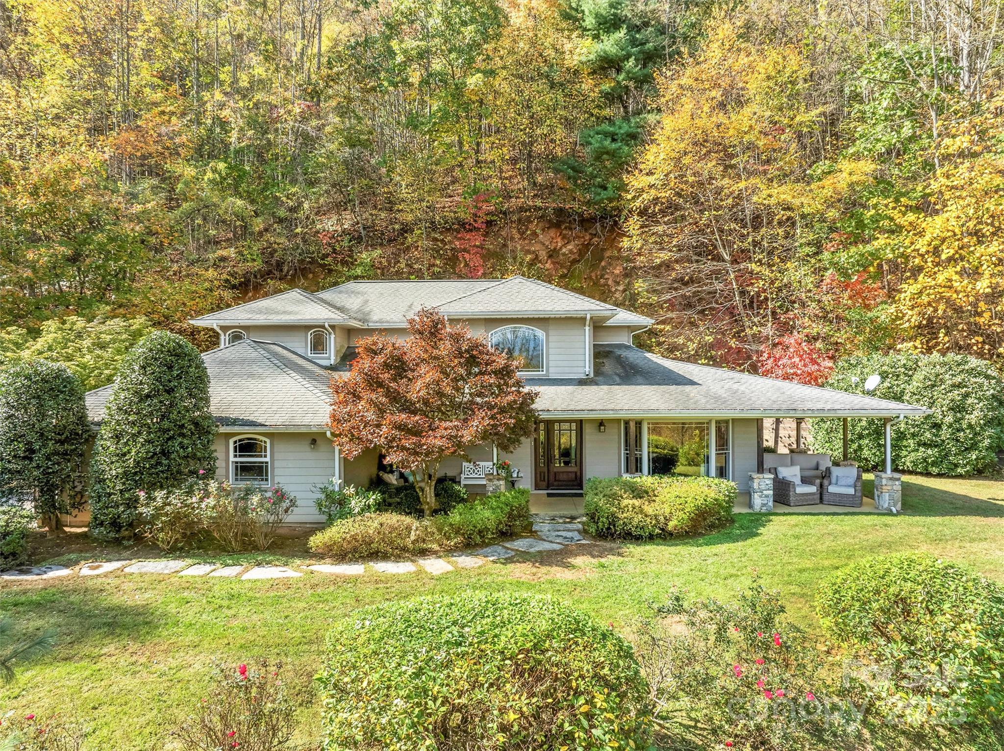 336 Berry Lane — Bryson City