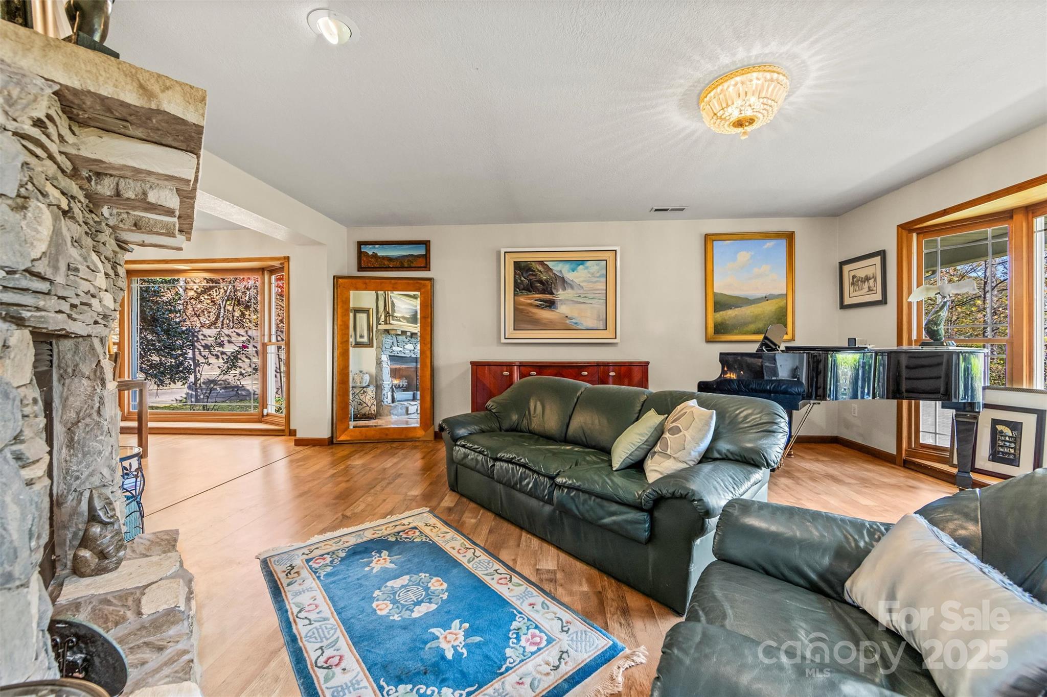 336 Berry Lane — Bryson City