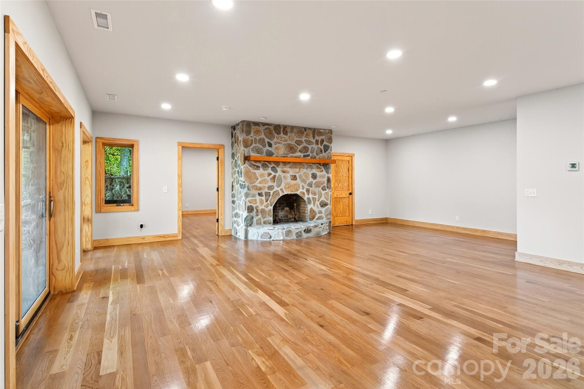 575 Croft Way — Bakersville