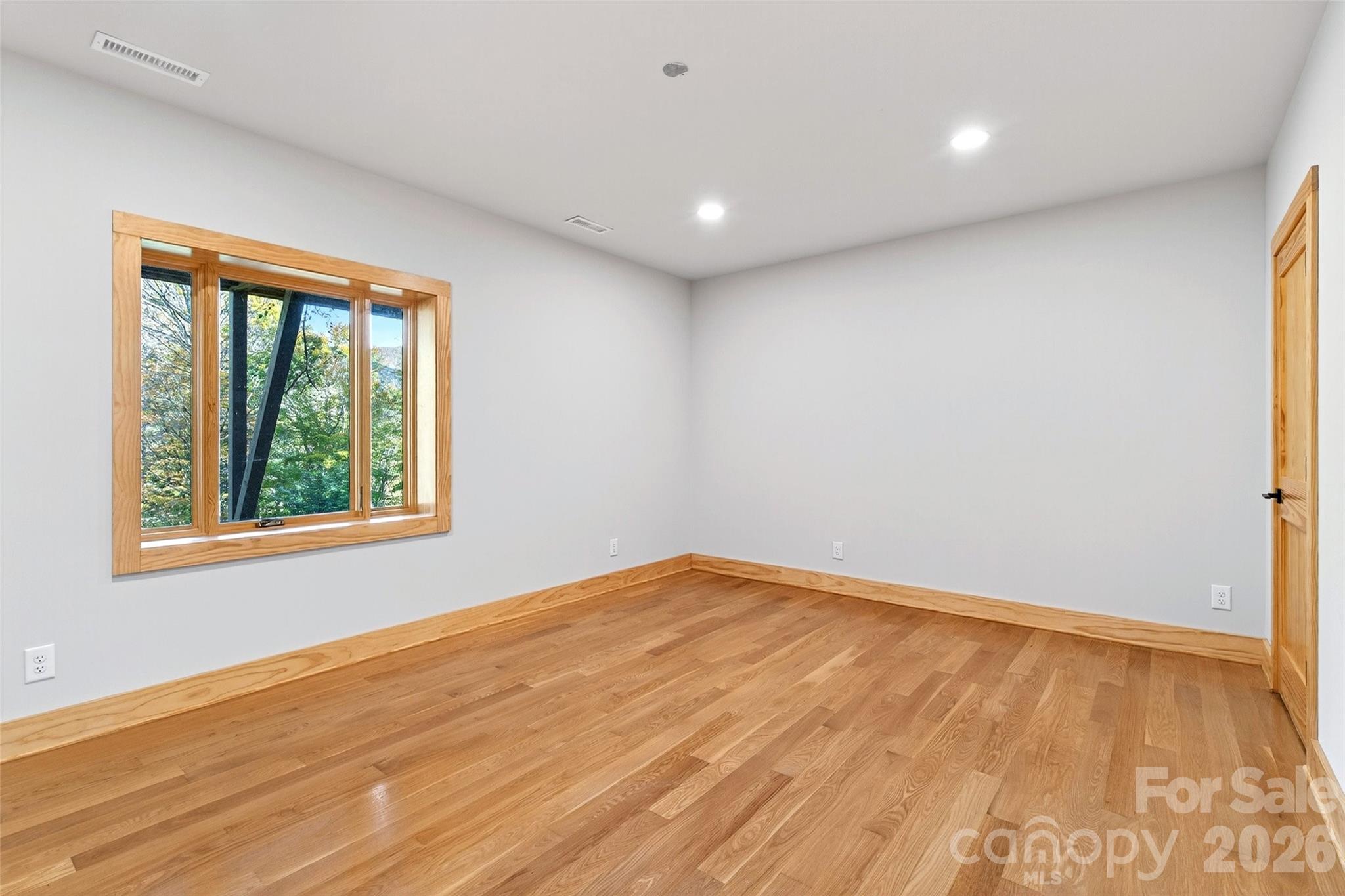 575 Croft Way — Bakersville