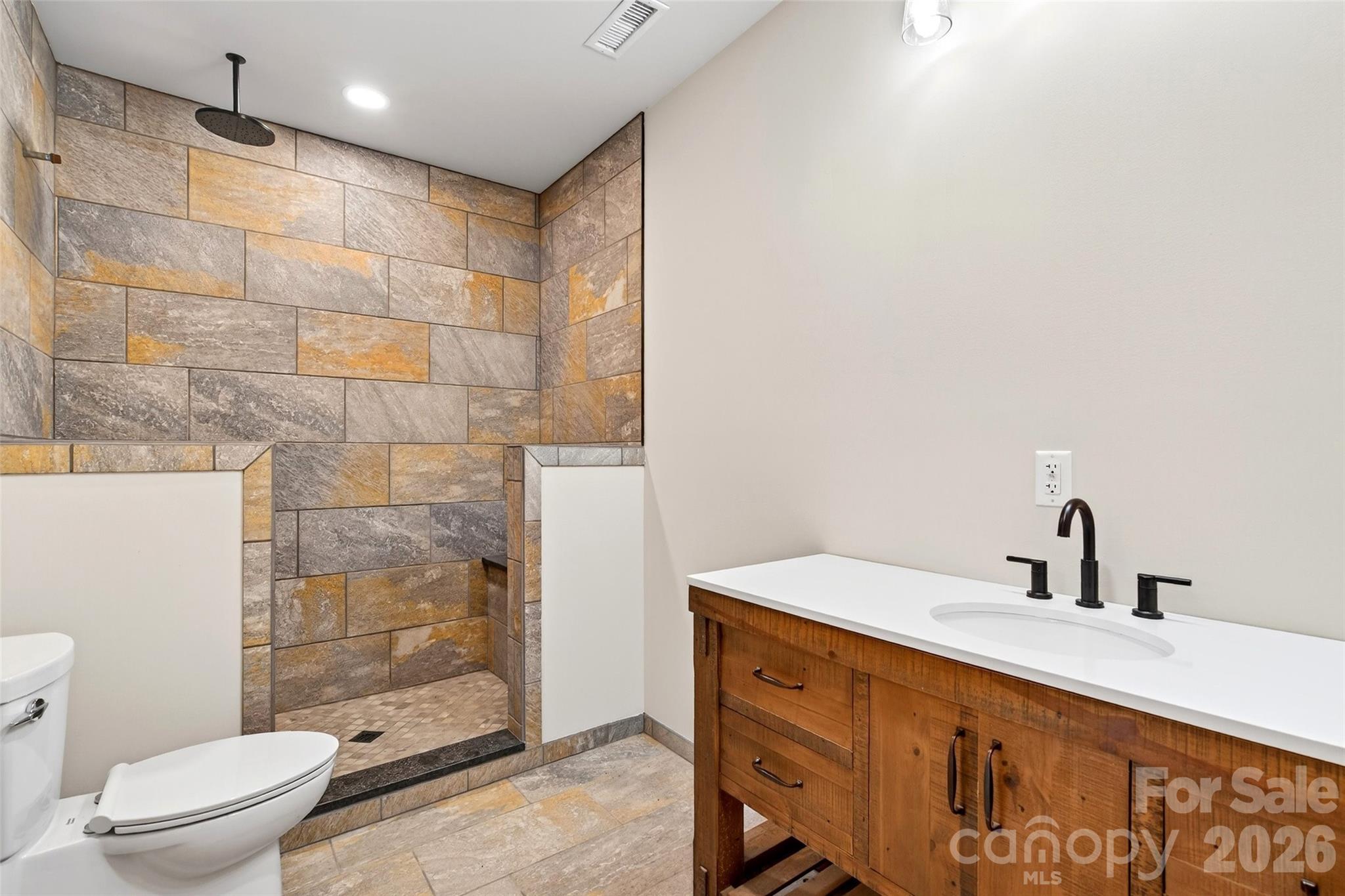 575 Croft Way — Bakersville