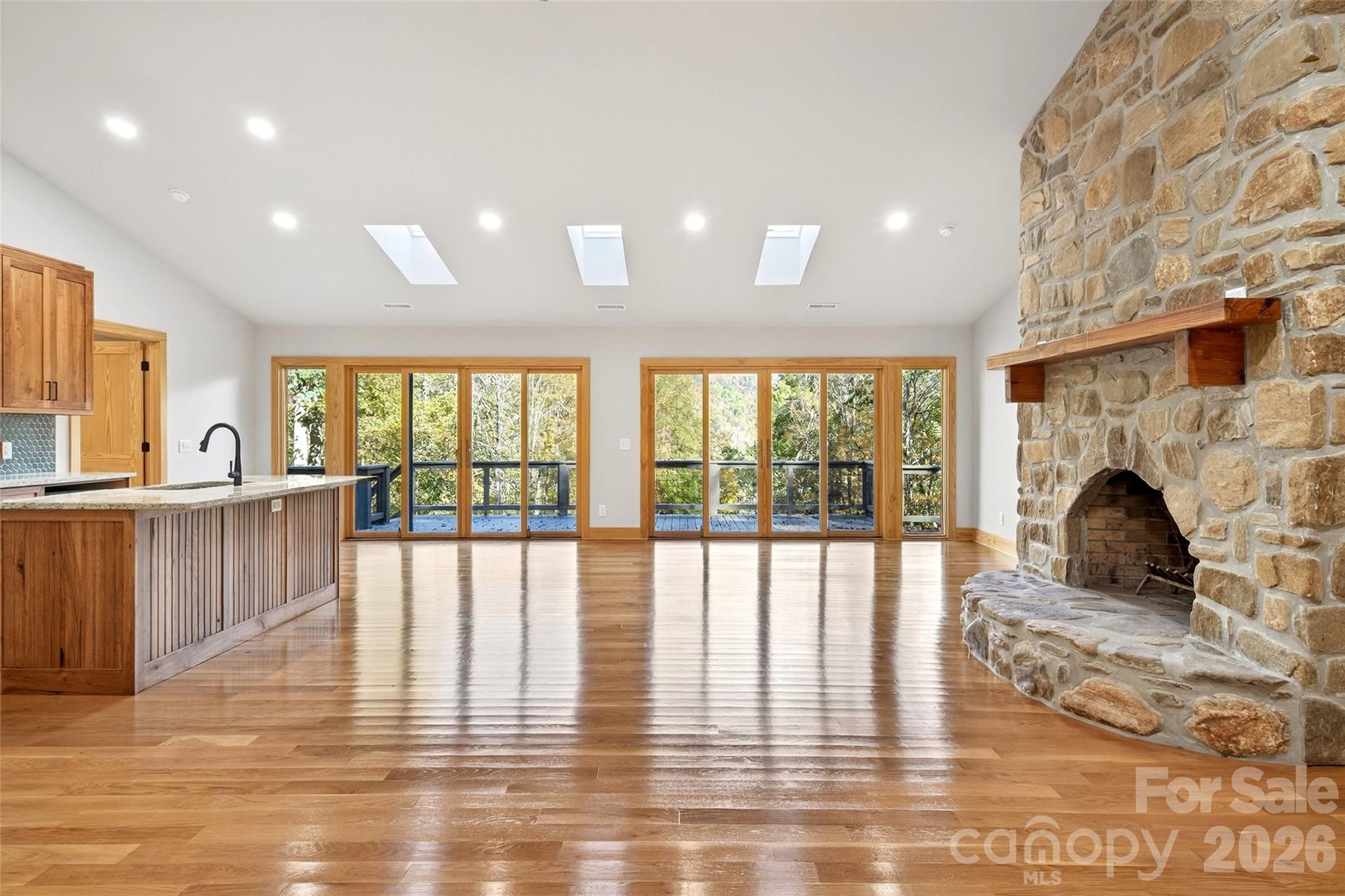 575 Croft Way — Bakersville