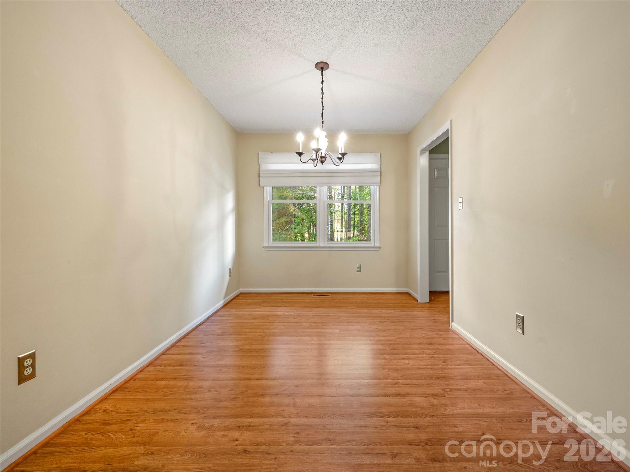 40 Sagebrush Circle — Etowah