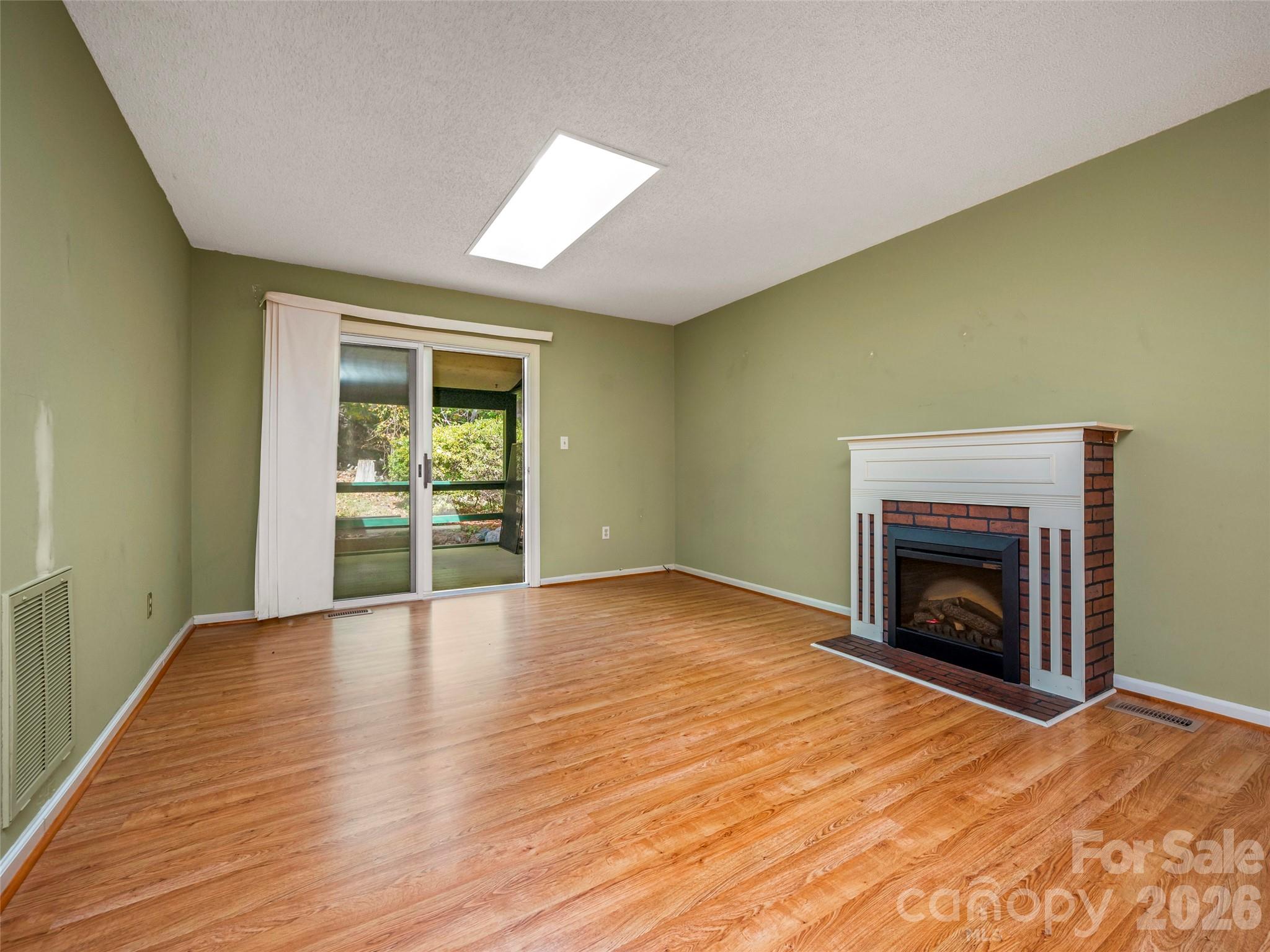 40 Sagebrush Circle — Etowah
