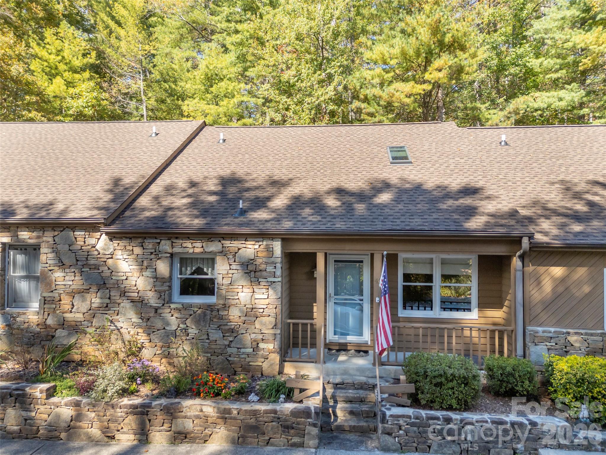 40 Sagebrush Circle — Etowah
