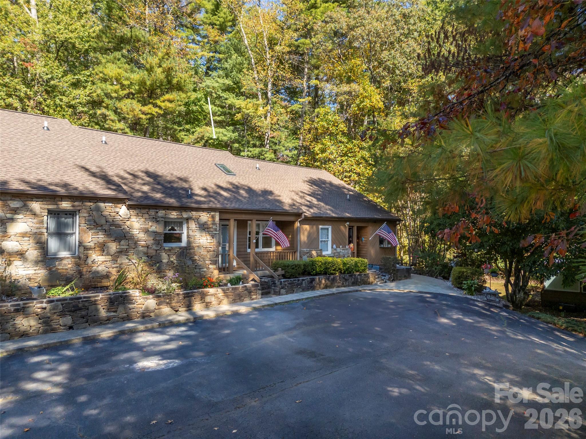 40 Sagebrush Circle — Etowah