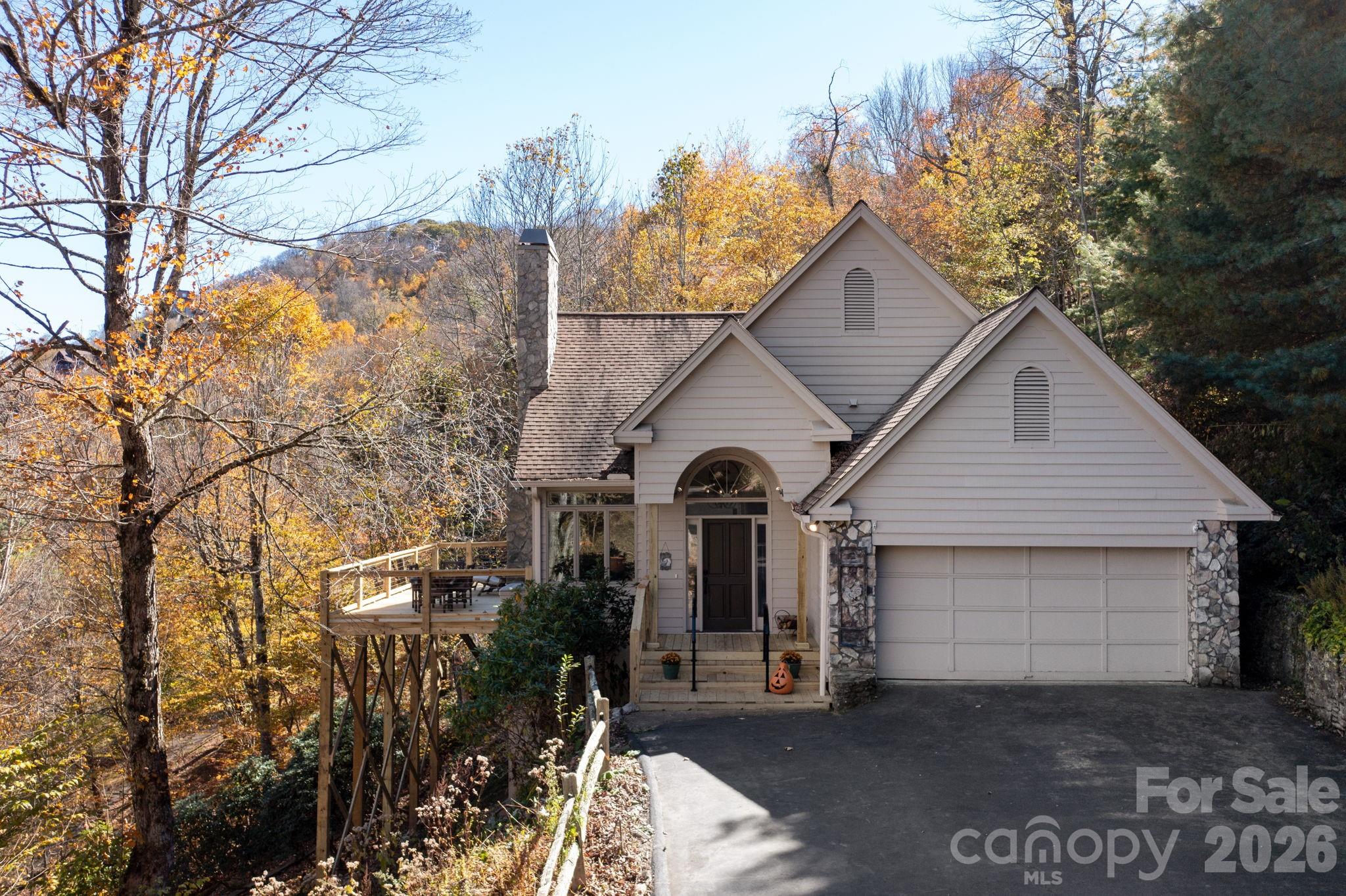 481 Overlook Drive — Mars Hill