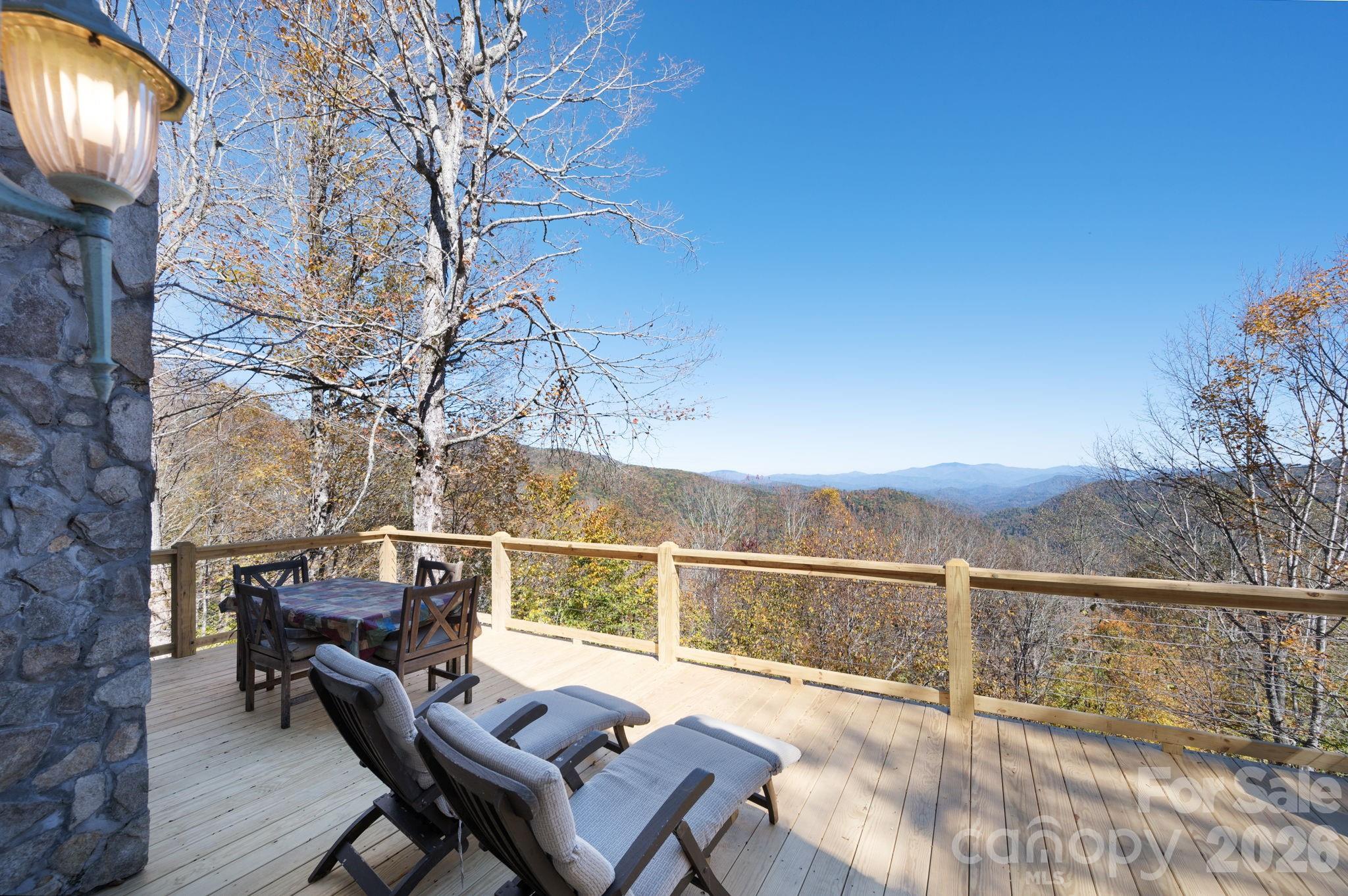 481 Overlook Drive — Mars Hill