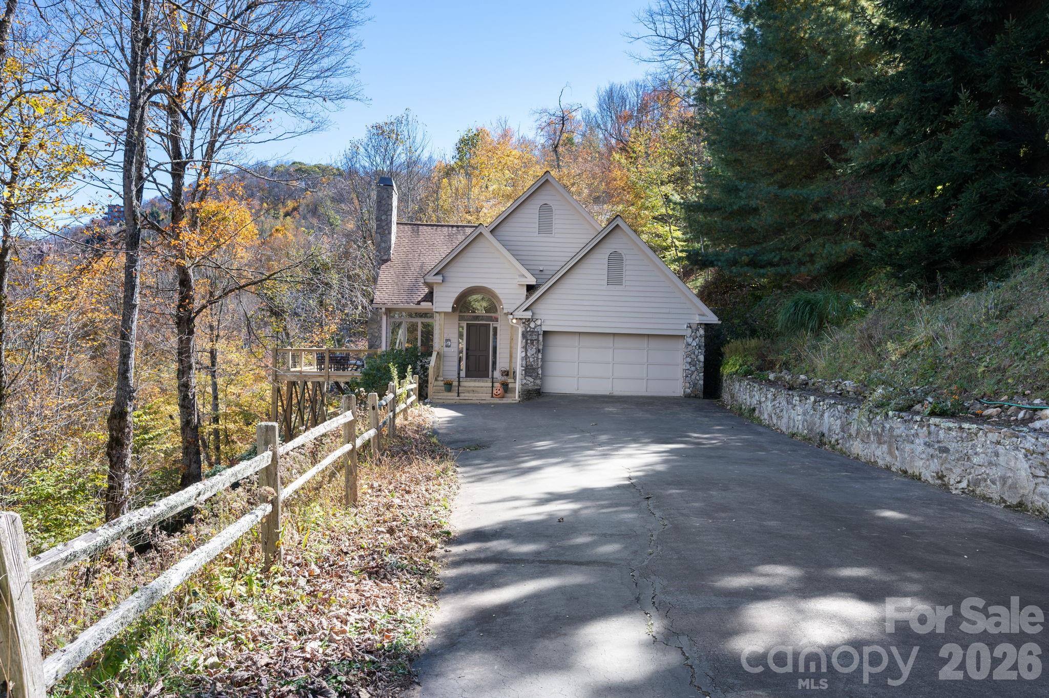 481 Overlook Drive — Mars Hill