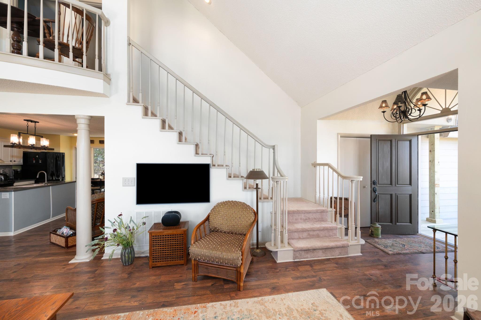 481 Overlook Drive — Mars Hill