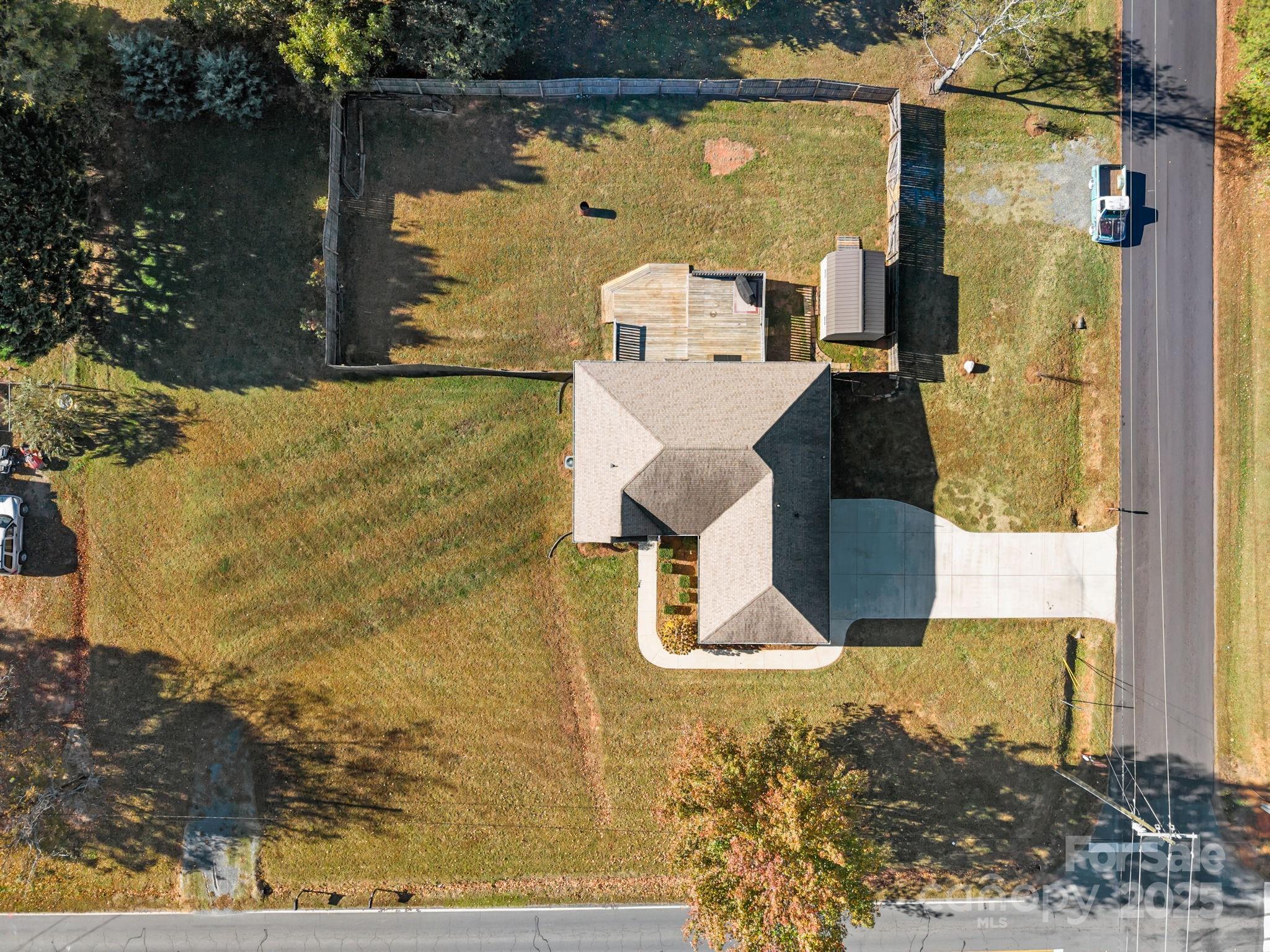1090 Sides Street — Rockwell