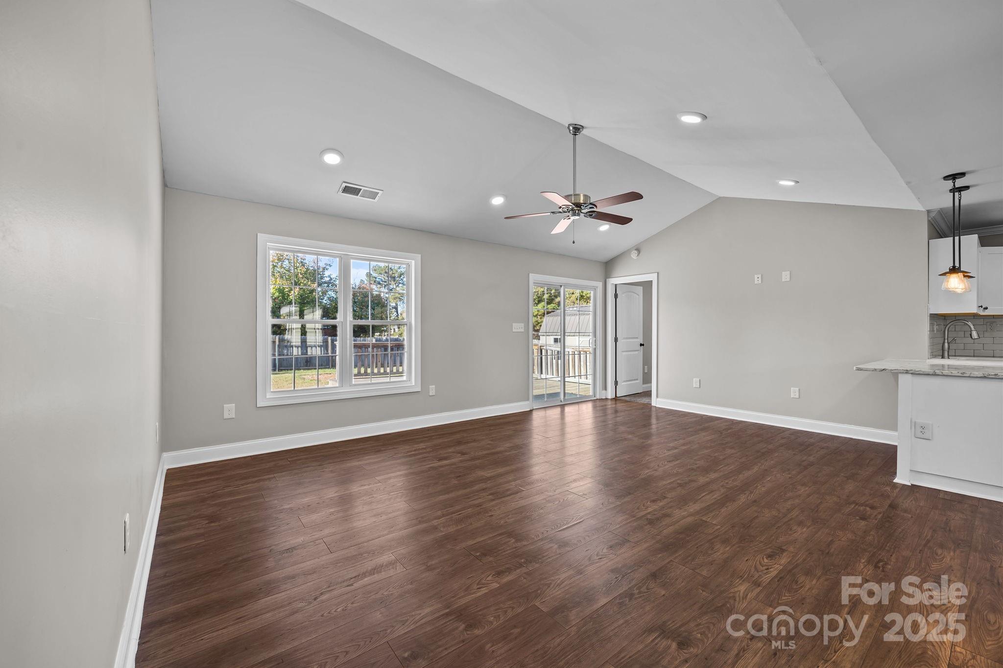 1090 Sides Street — Rockwell