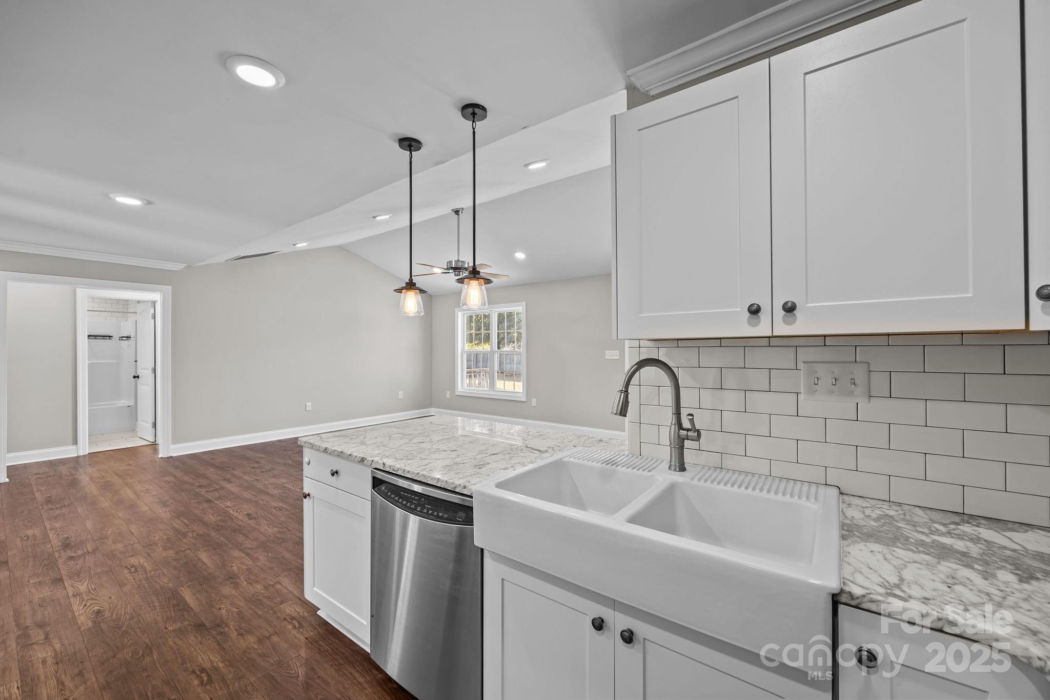1090 Sides Street — Rockwell