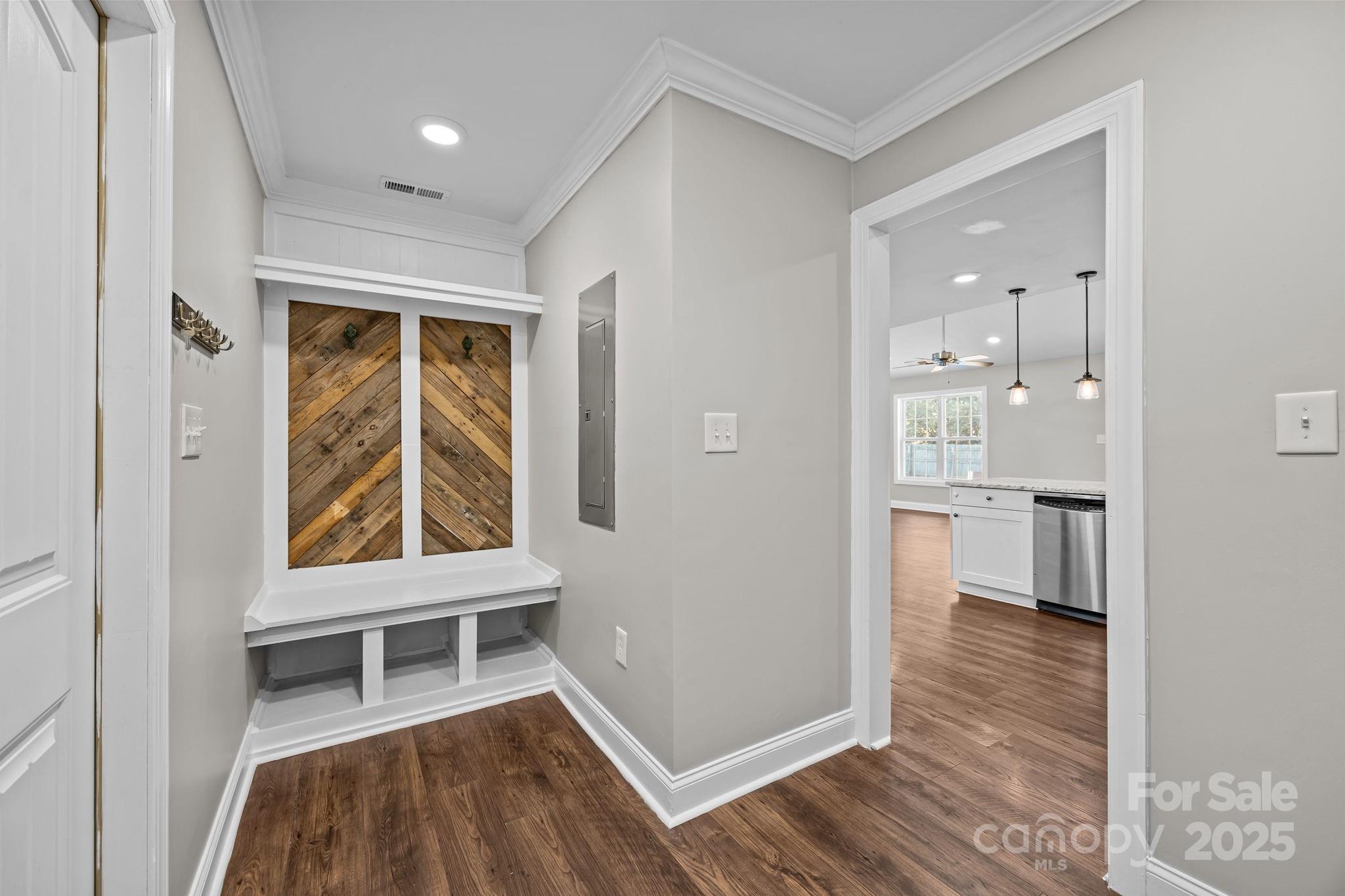 1090 Sides Street — Rockwell