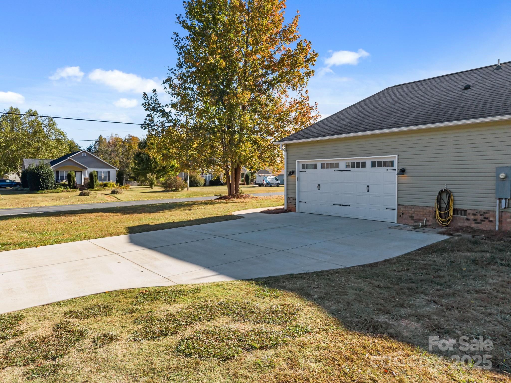 1090 Sides Street — Rockwell