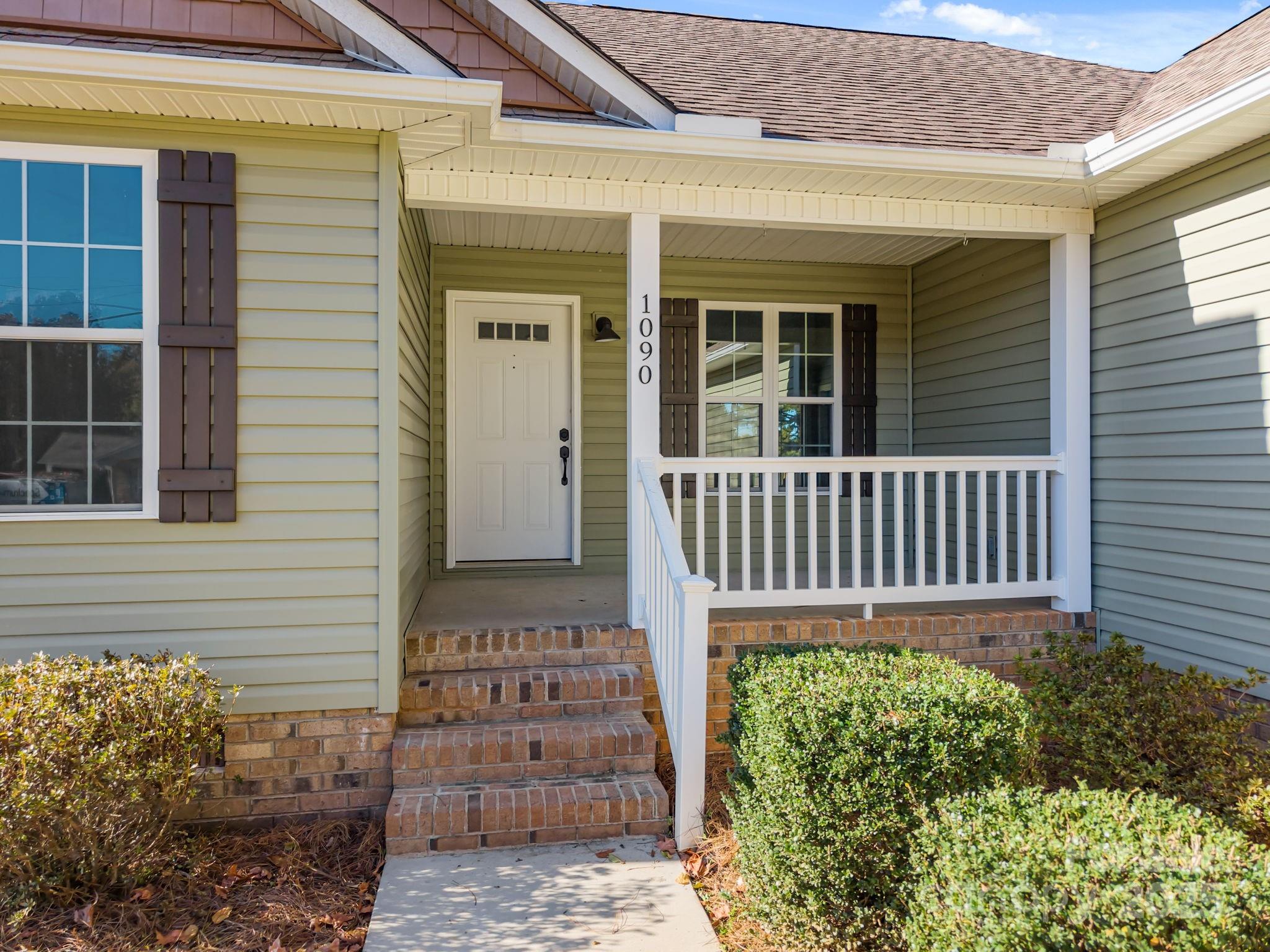 1090 Sides Street — Rockwell