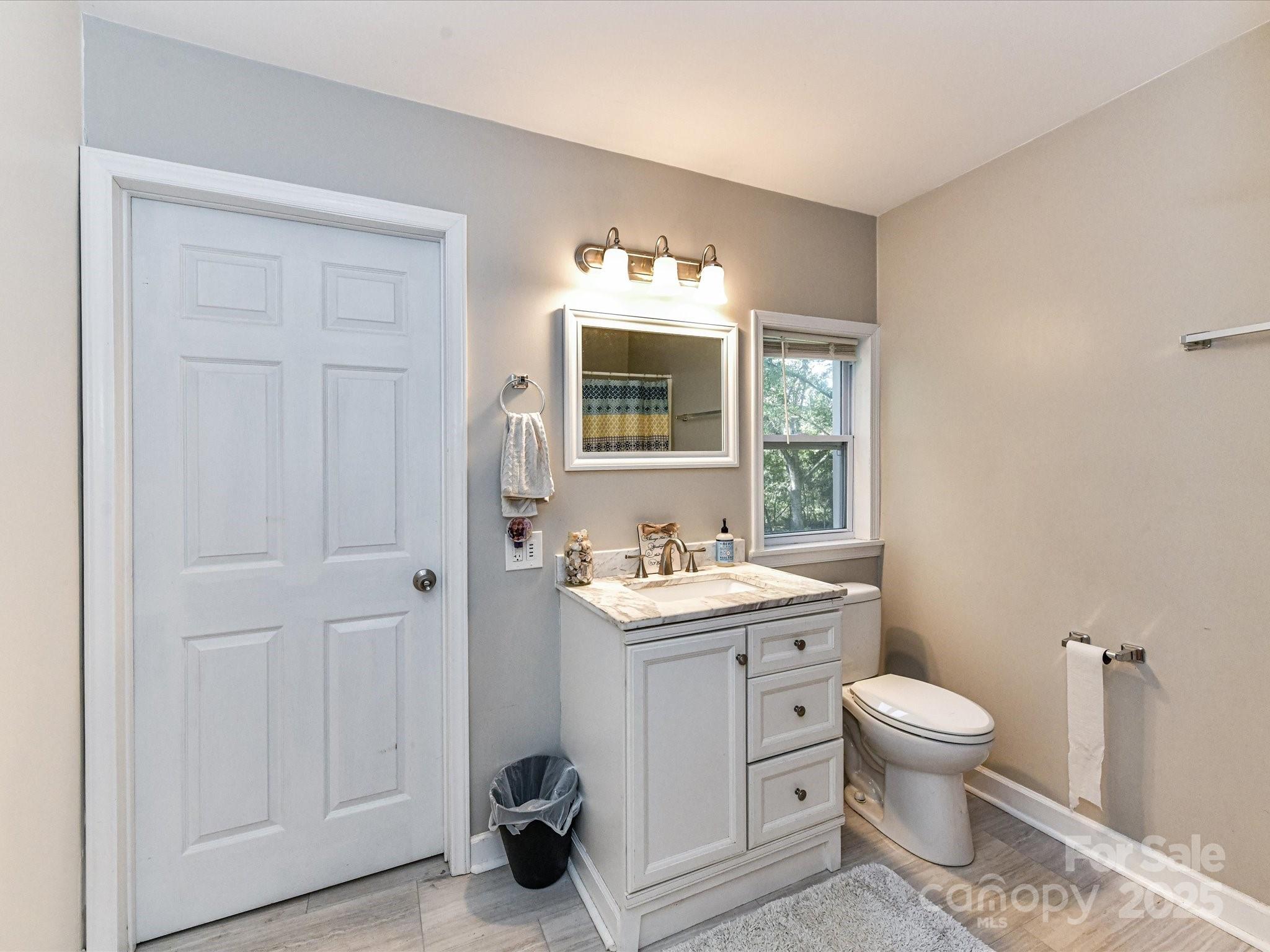 1620 Blueberry Street — Mount Pleasant