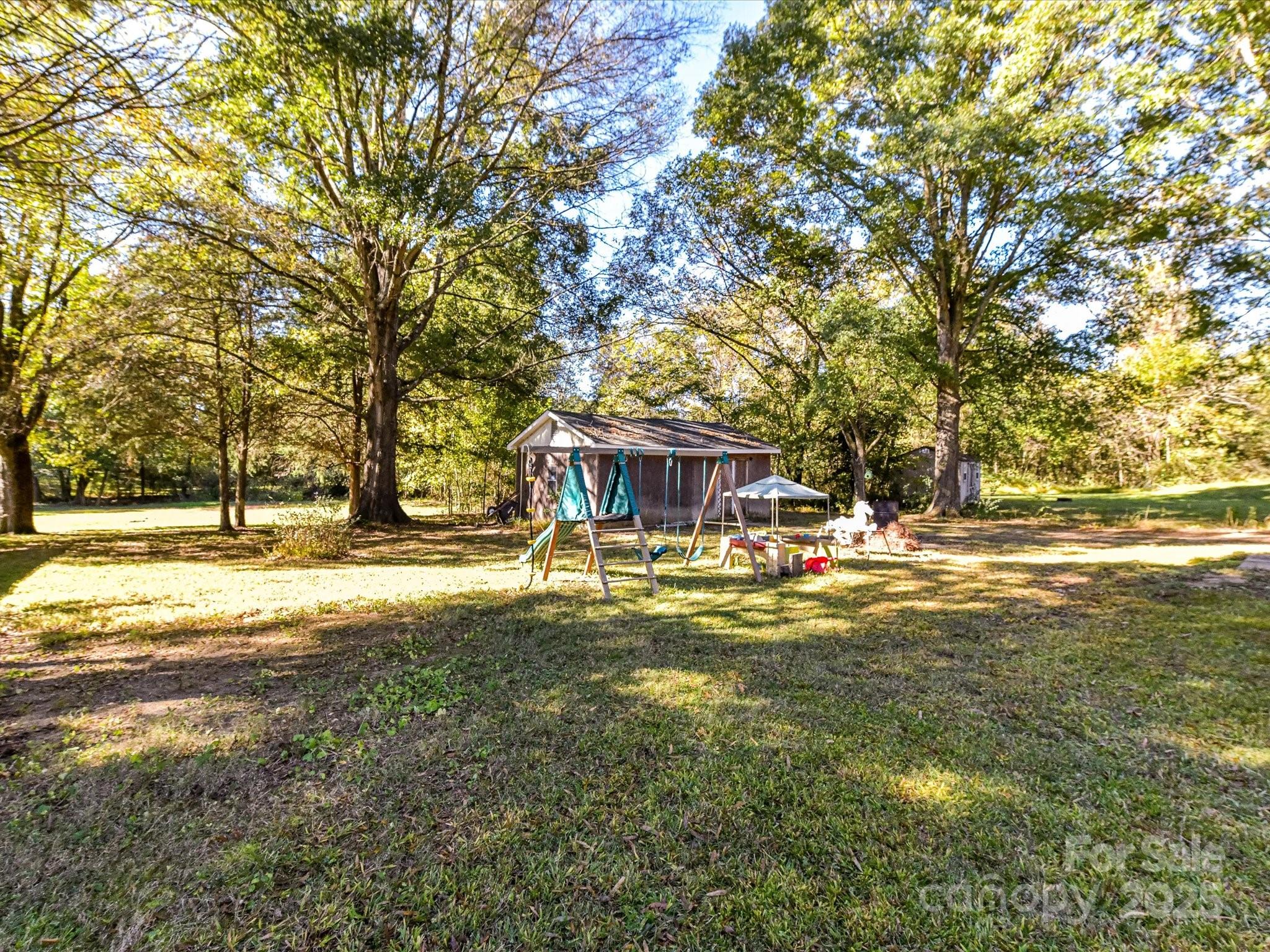 1620 Blueberry Street — Mount Pleasant