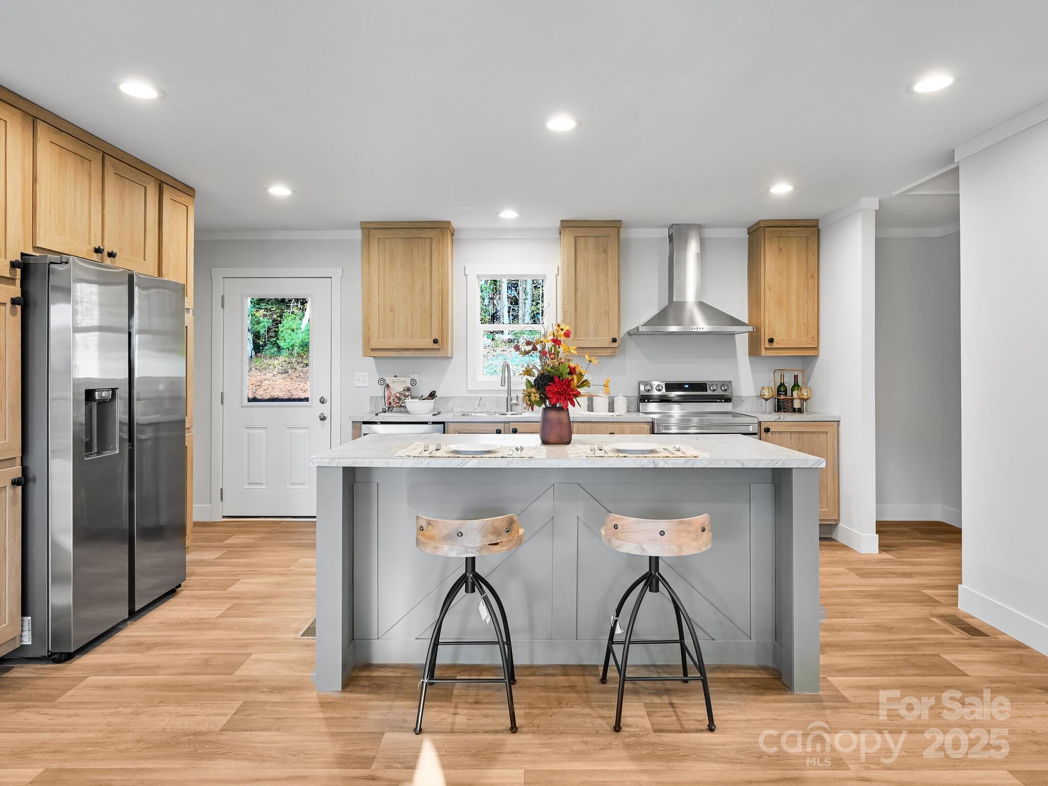 262 Appalachian Way — Mars Hill