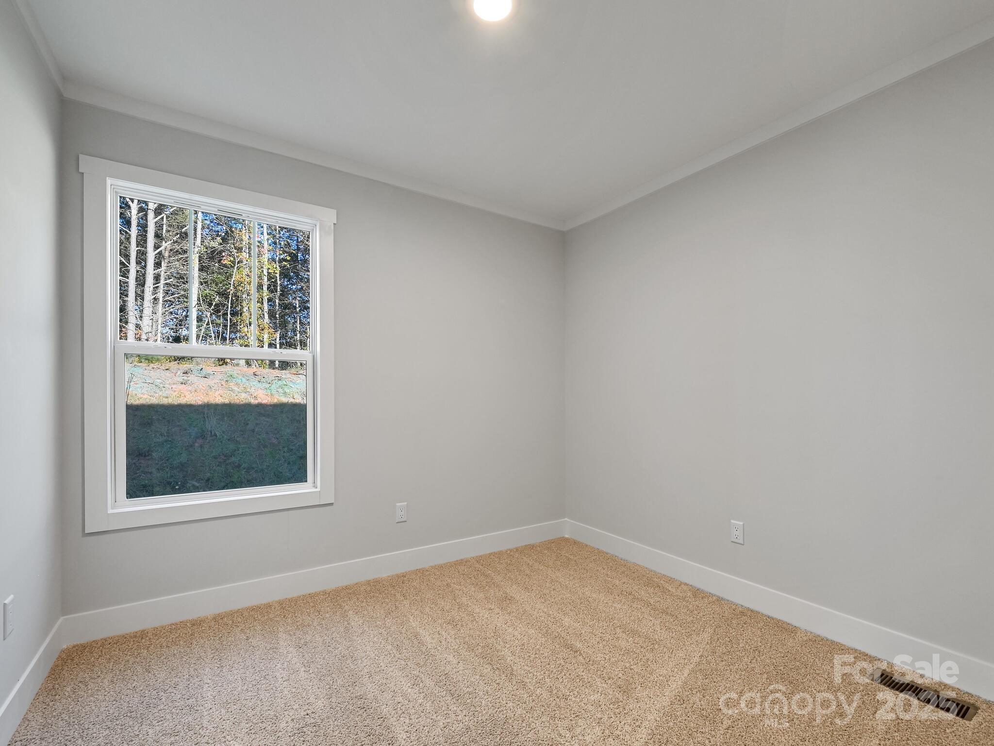 262 Appalachian Way — Mars Hill
