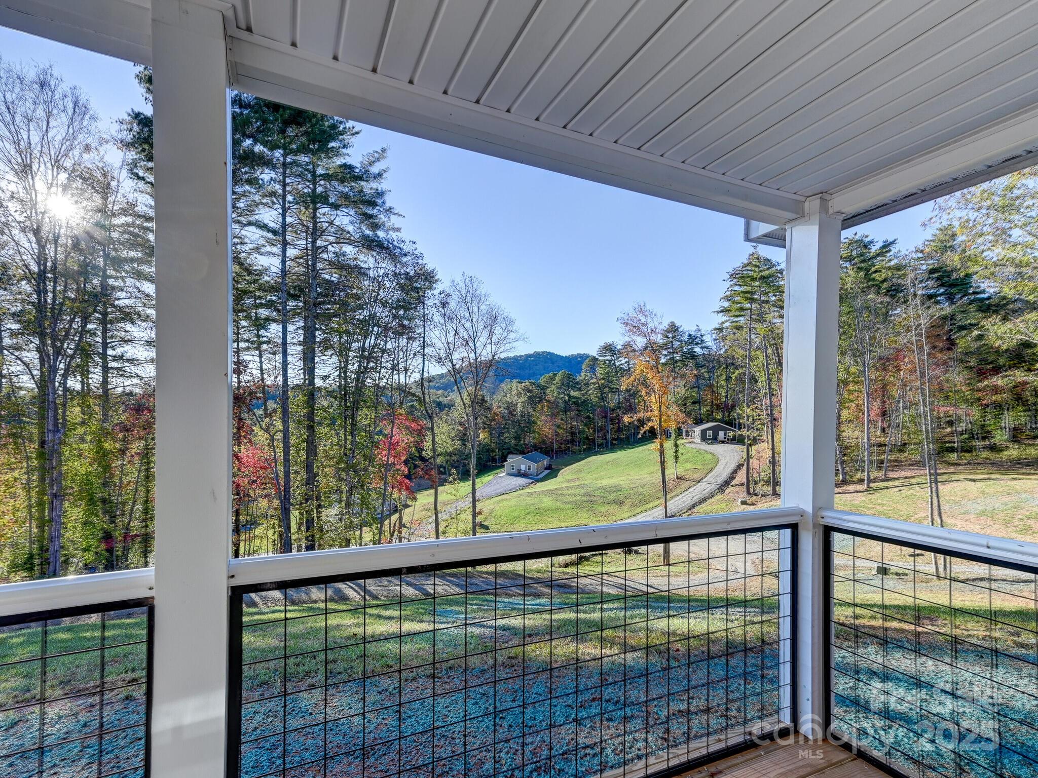 262 Appalachian Way — Mars Hill