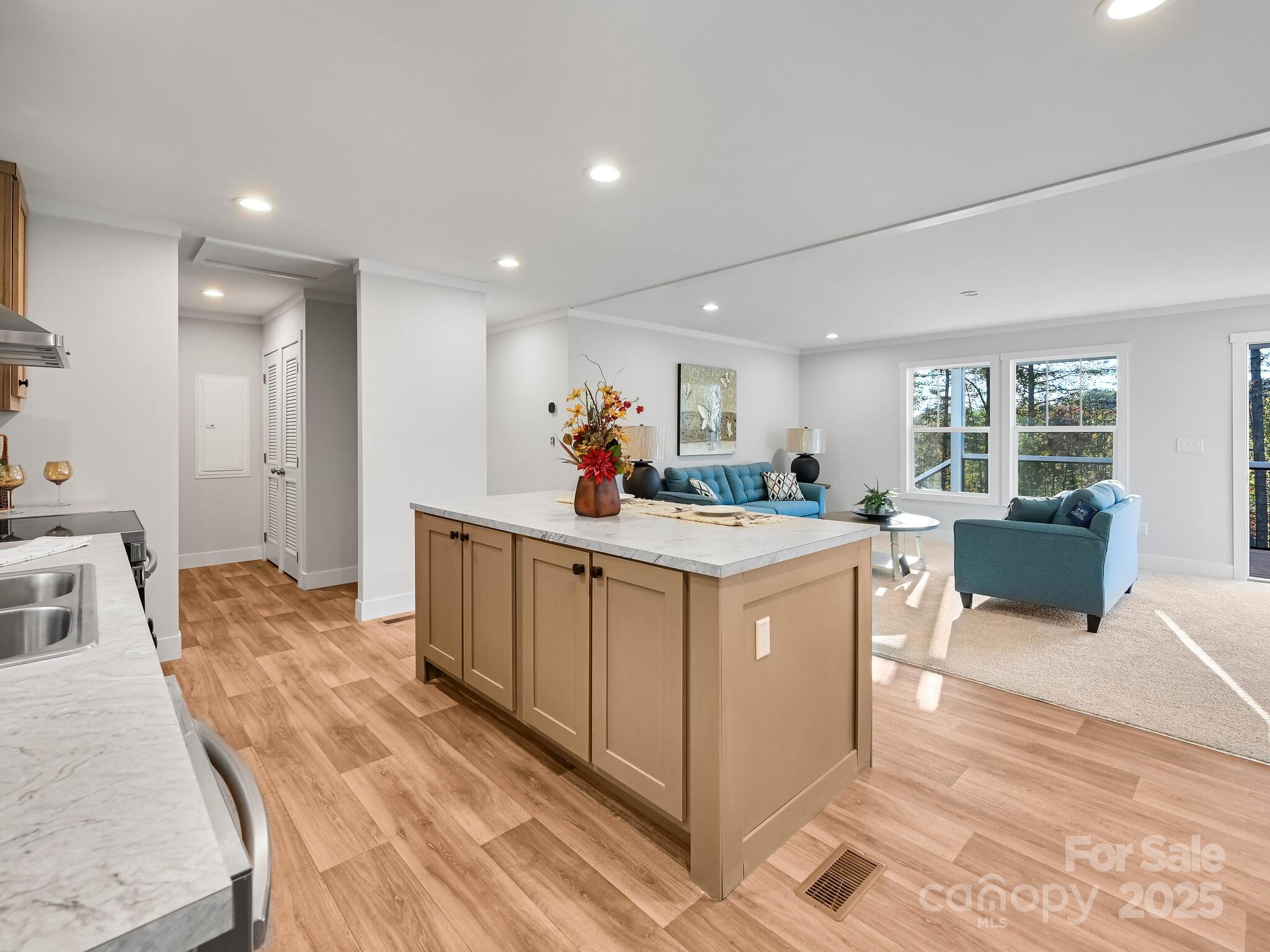 262 Appalachian Way — Mars Hill