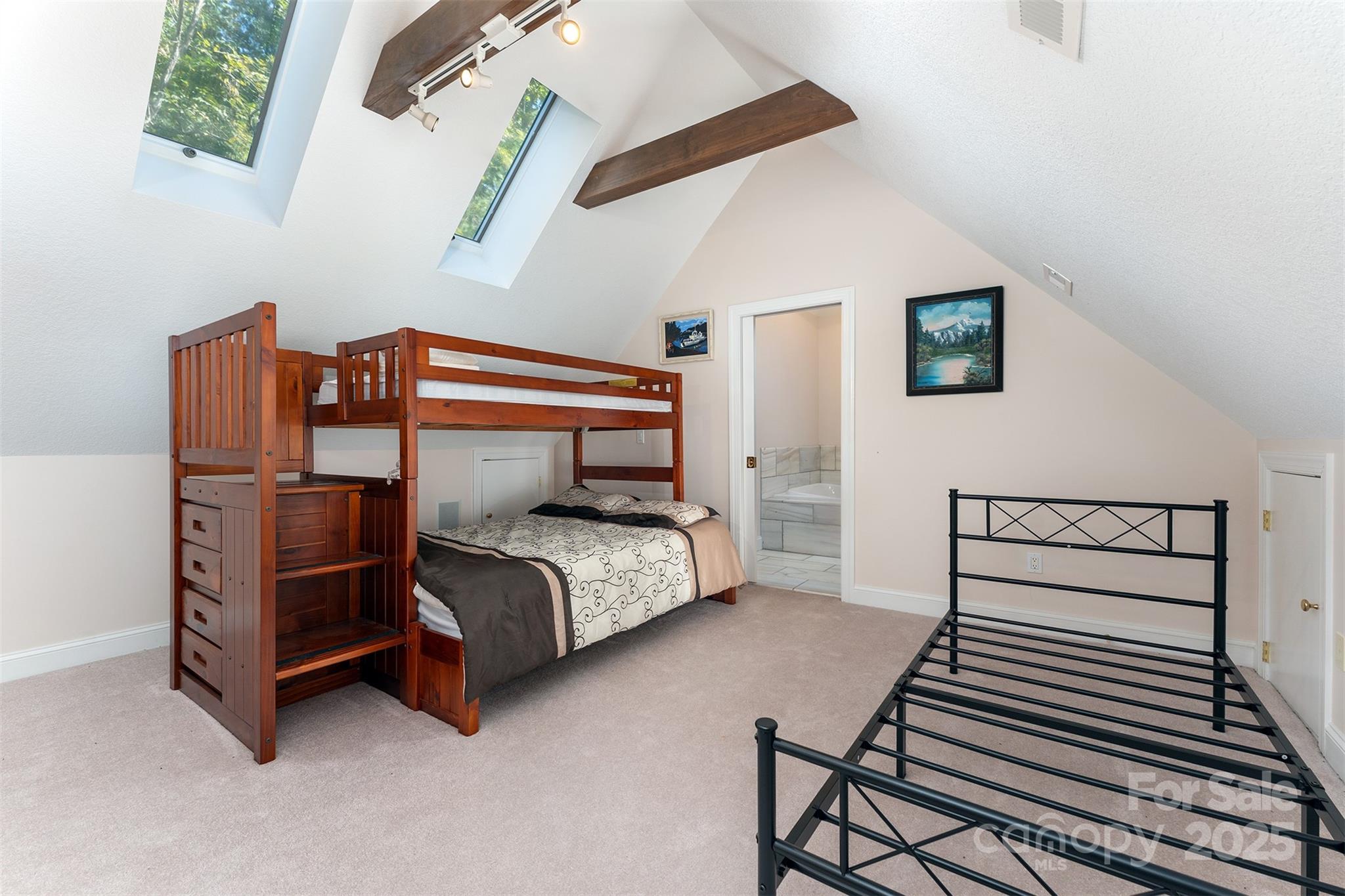 345 Hawks Nest Trail — Lake Lure