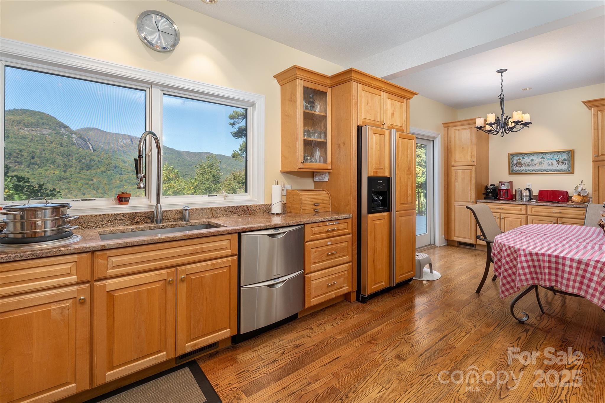 345 Hawks Nest Trail — Lake Lure