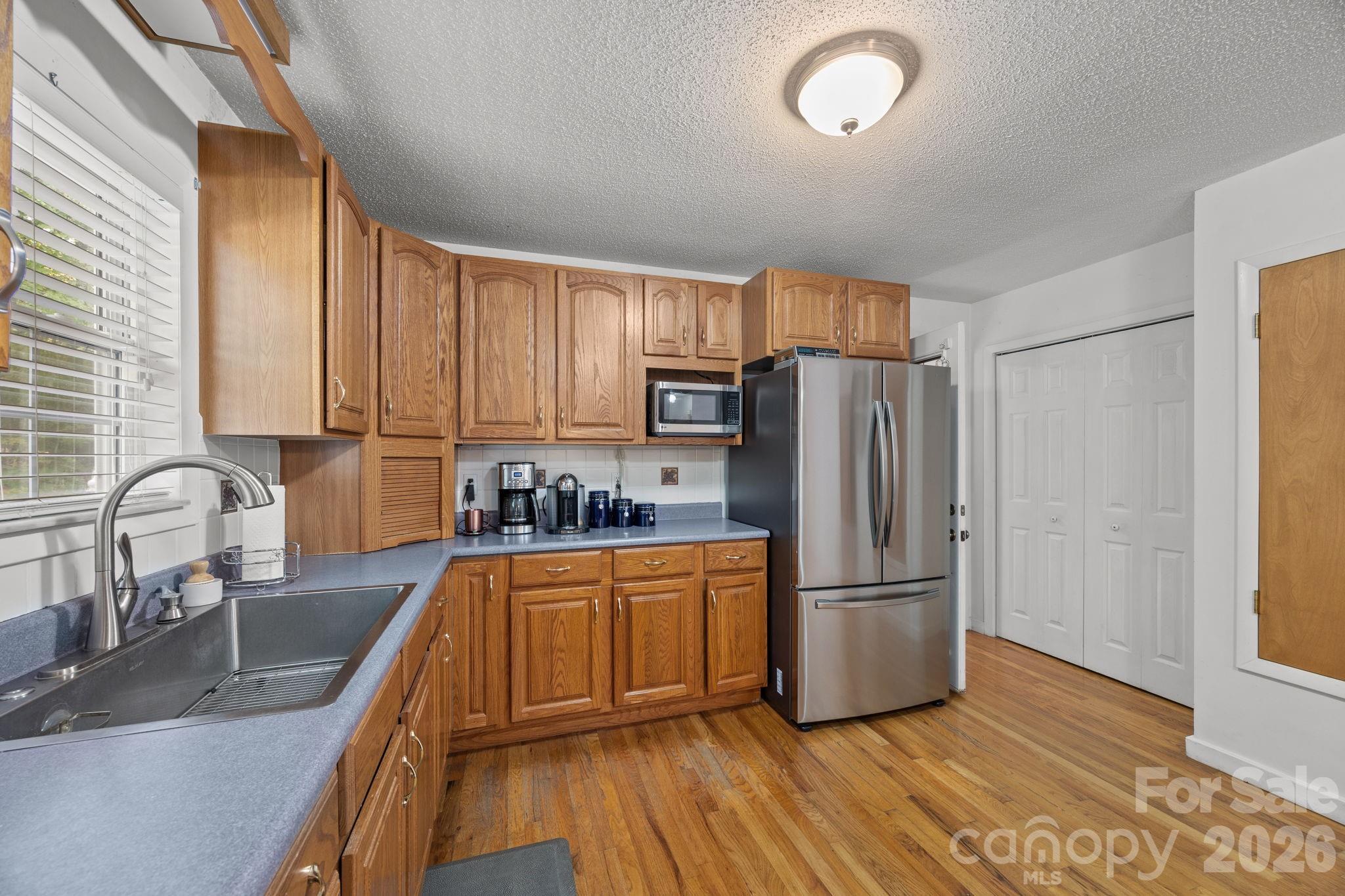 124 Lytle Cove Road — Swannanoa