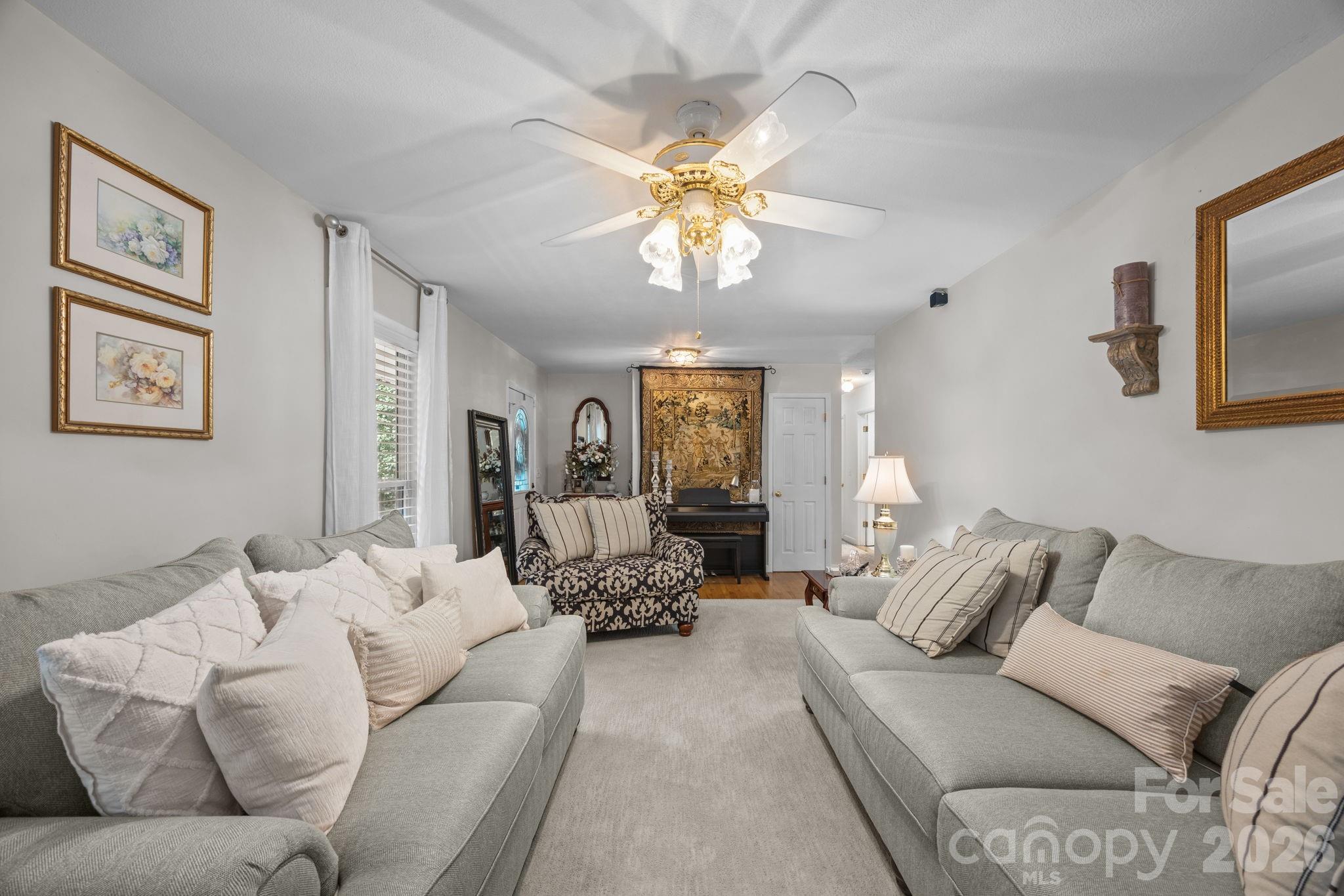 124 Lytle Cove Road — Swannanoa