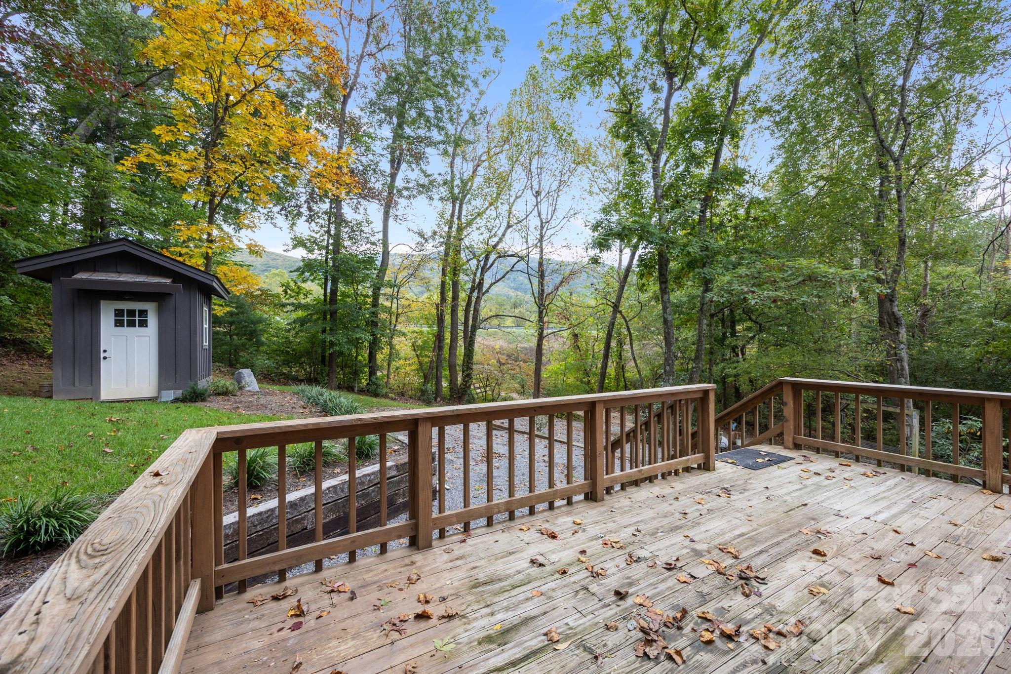 124 Lytle Cove Road — Swannanoa