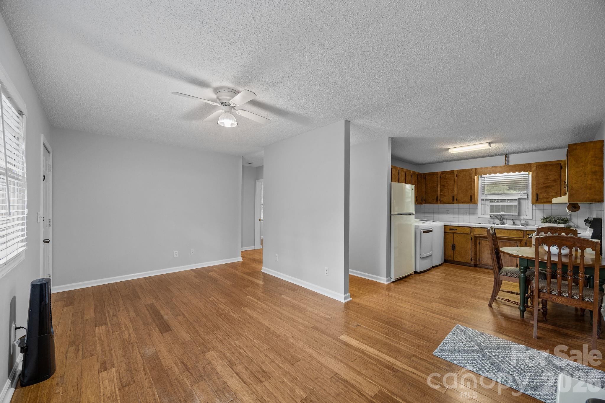 124 Lytle Cove Road — Swannanoa
