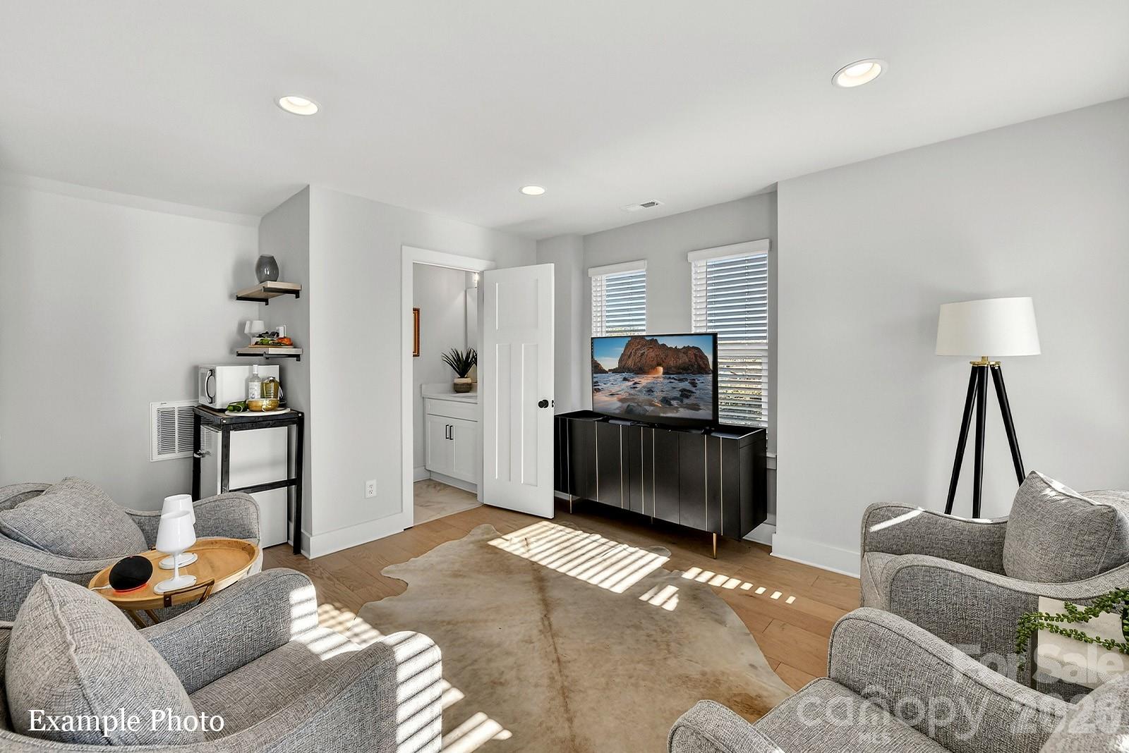 2154 N Graham Street #15 — Charlotte