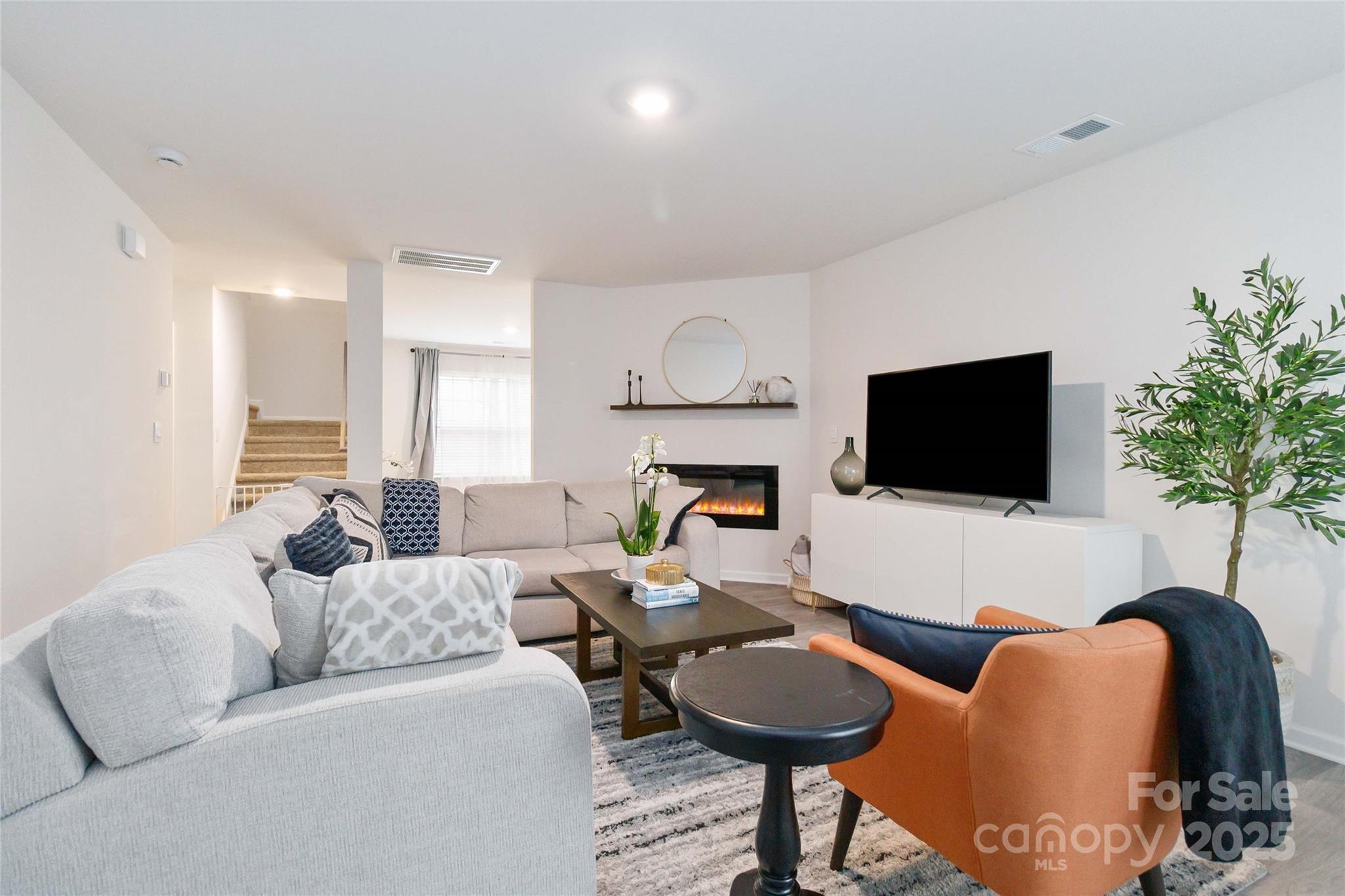 2147 Eastway Drive — Dallas