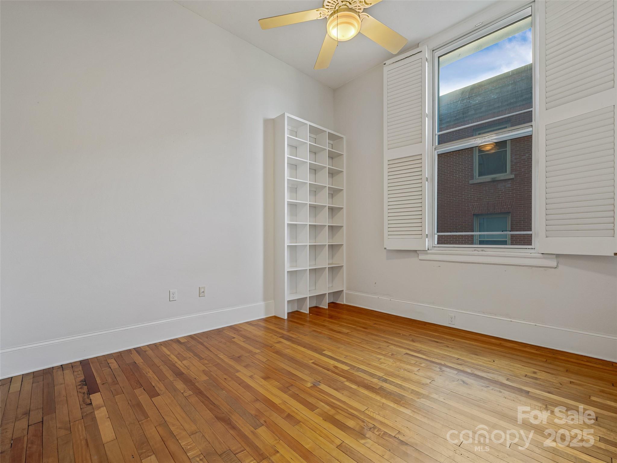 84 W Walnut Street #303 — Asheville