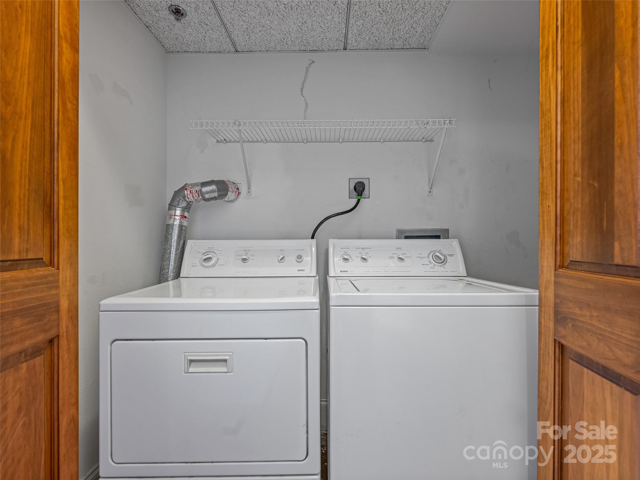 84 W Walnut Street #303 — Asheville