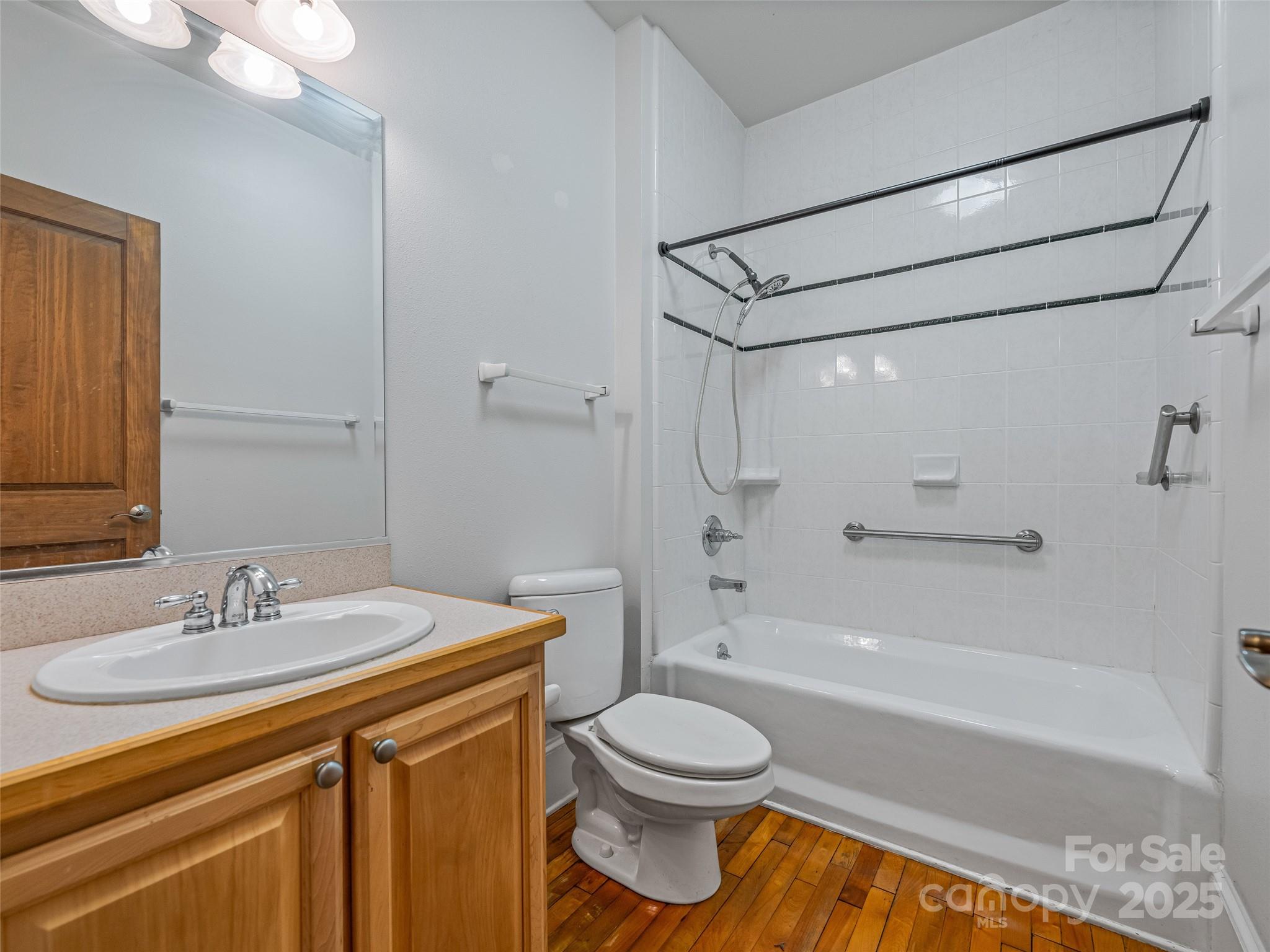 84 W Walnut Street #303 — Asheville