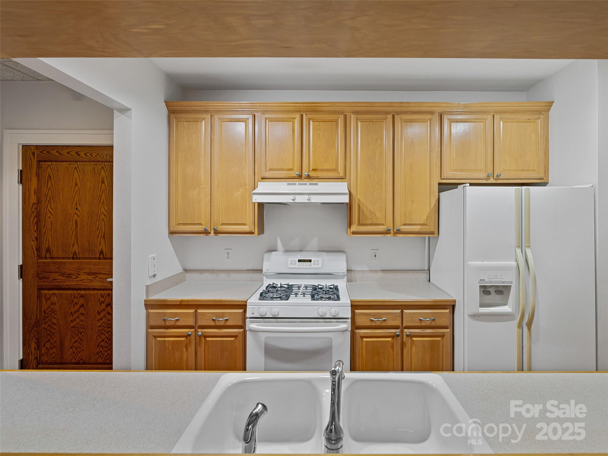 84 W Walnut Street #303 — Asheville