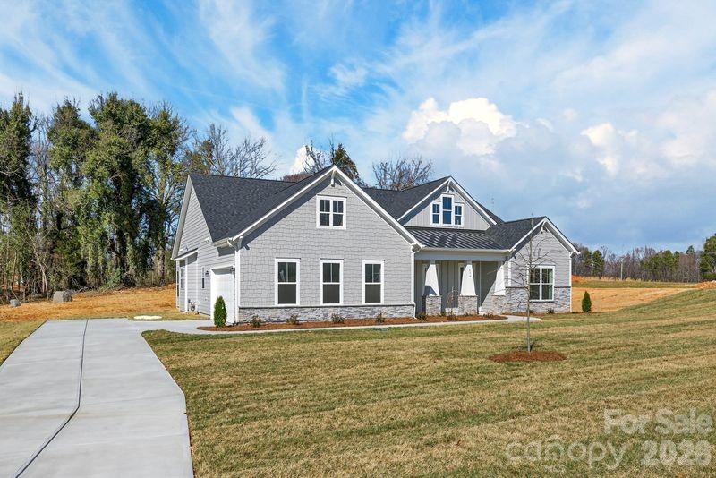 516 Fern Hill Road — Mooresville