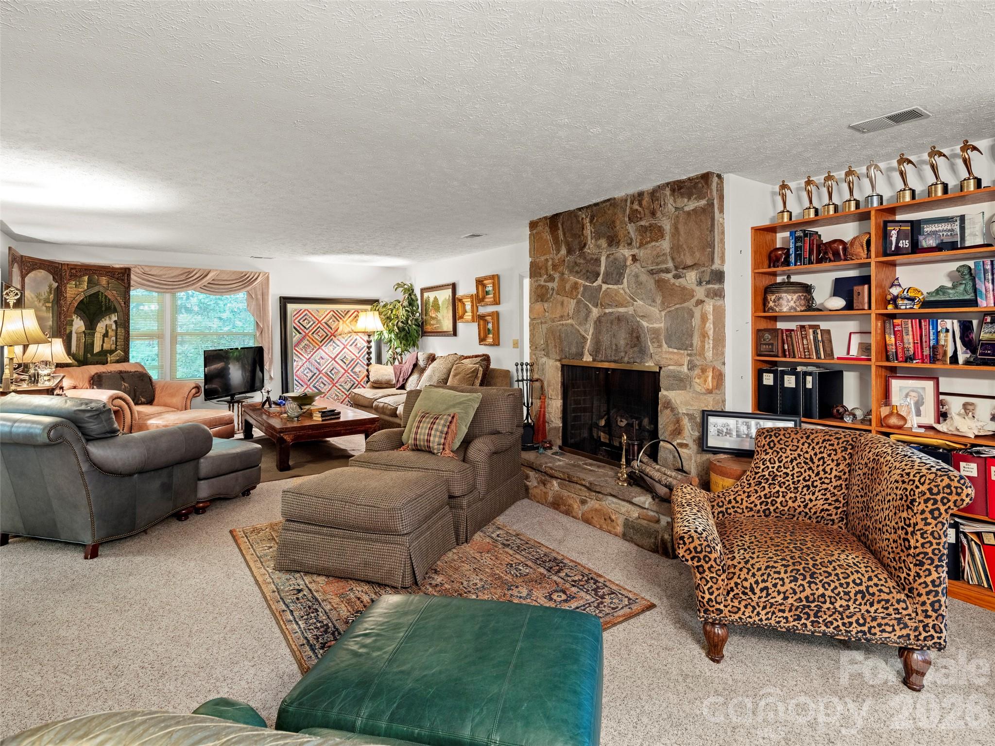 812 Crab Creek Road — Hendersonville