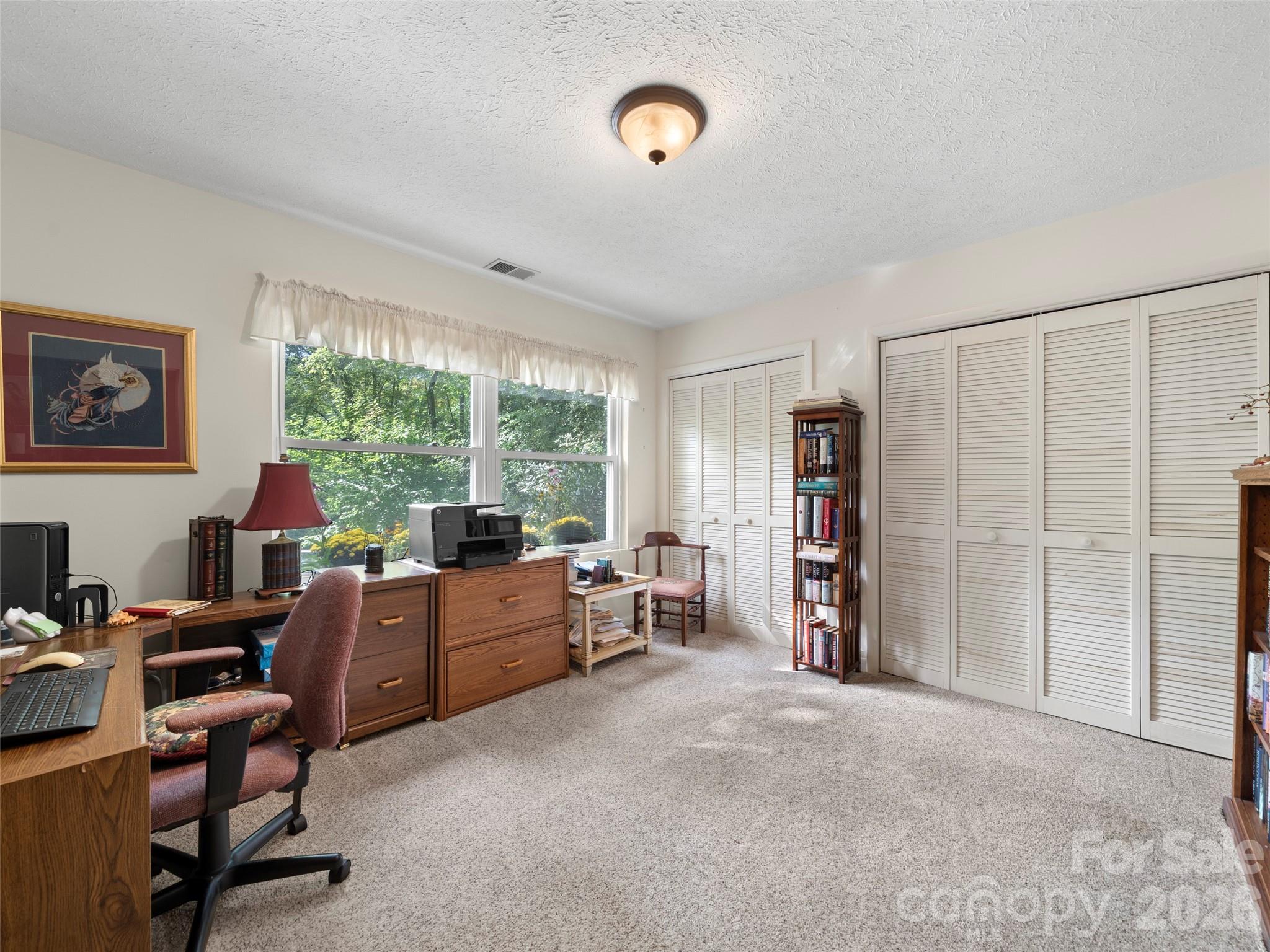 812 Crab Creek Road — Hendersonville