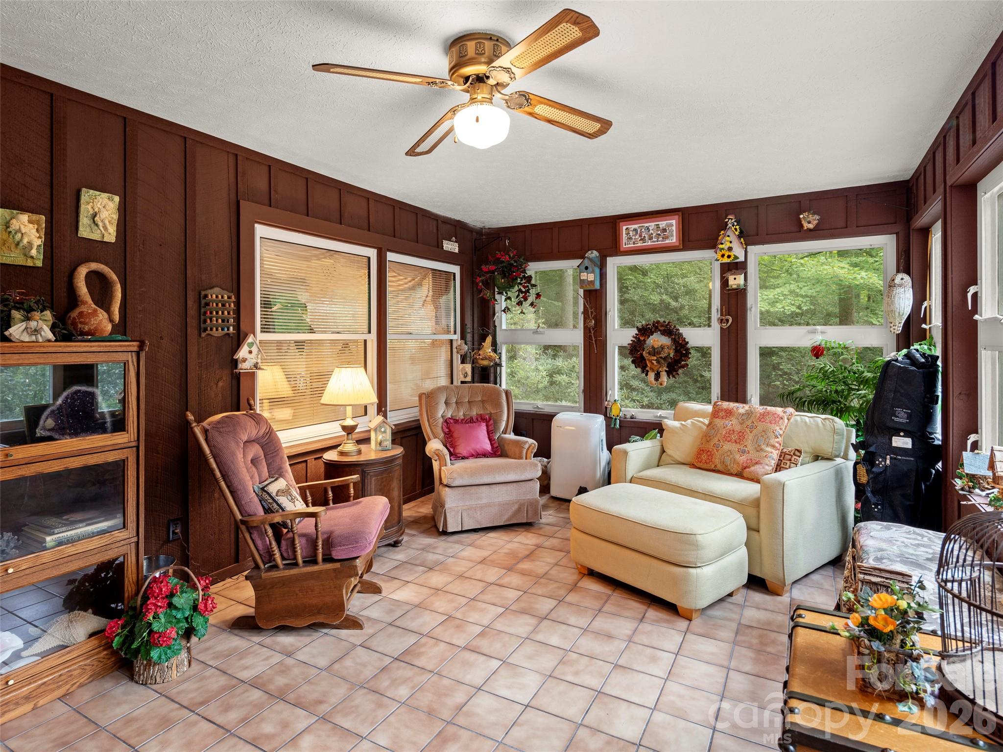 812 Crab Creek Road — Hendersonville