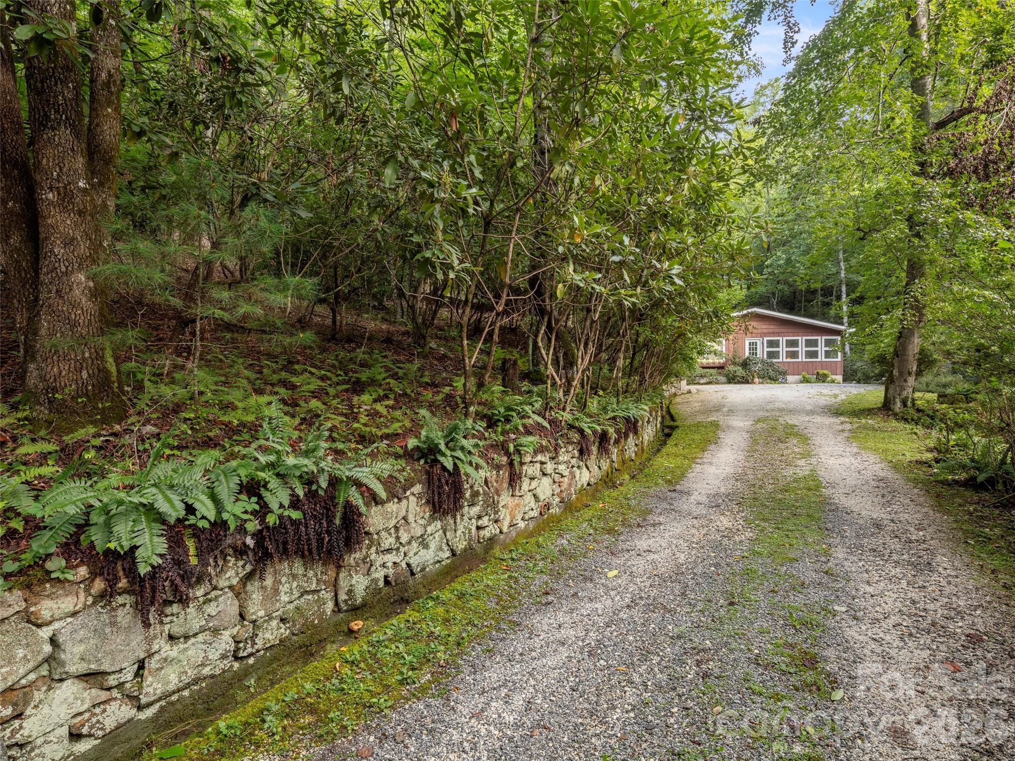 812 Crab Creek Road — Hendersonville