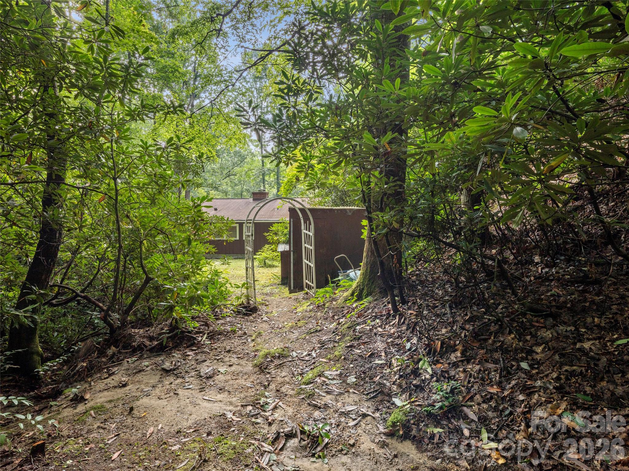 812 Crab Creek Road — Hendersonville