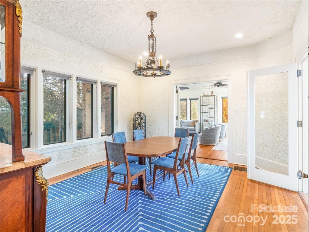 26 Sheridan Road — Asheville