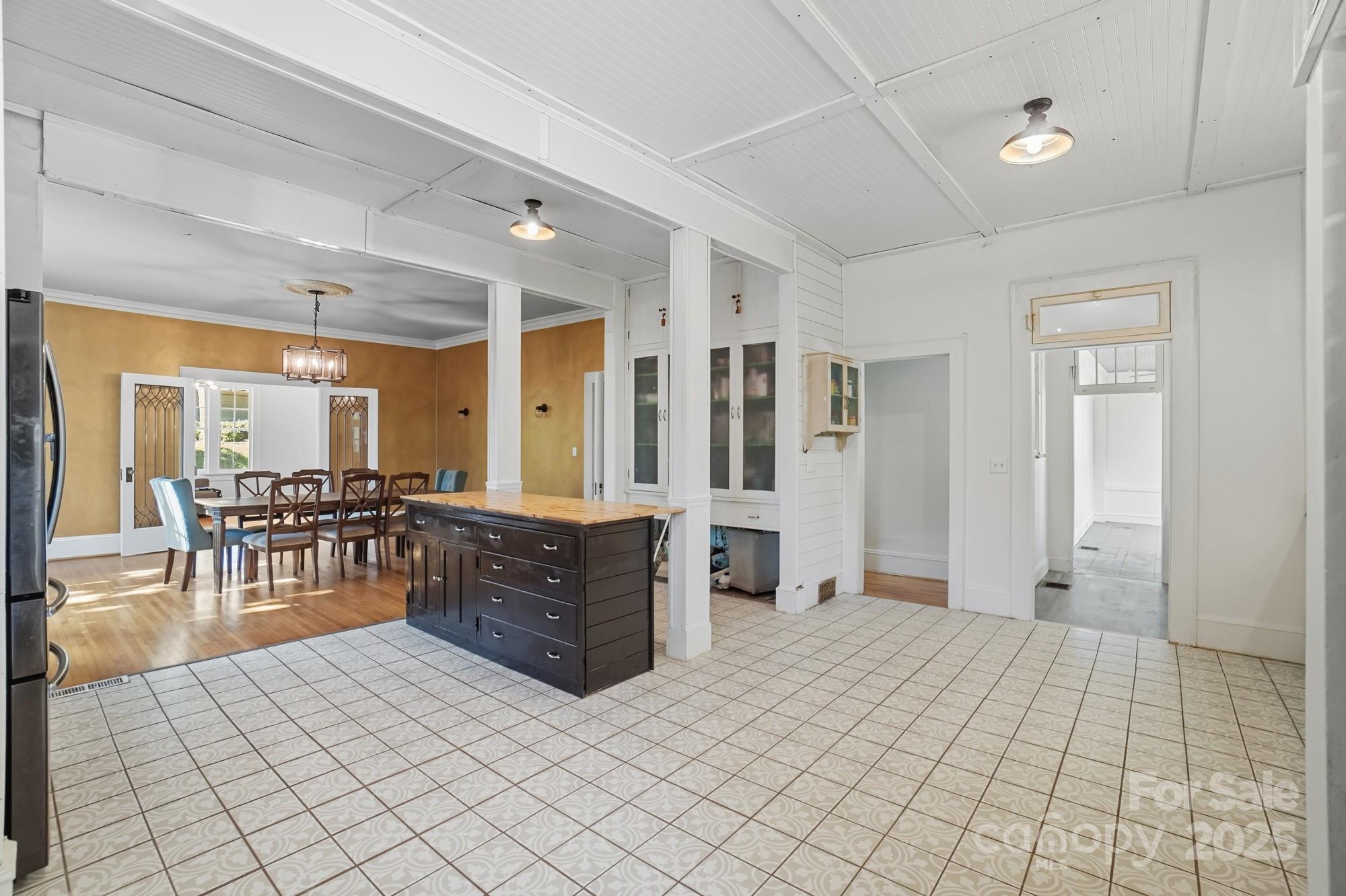 504 S York Street — Gastonia