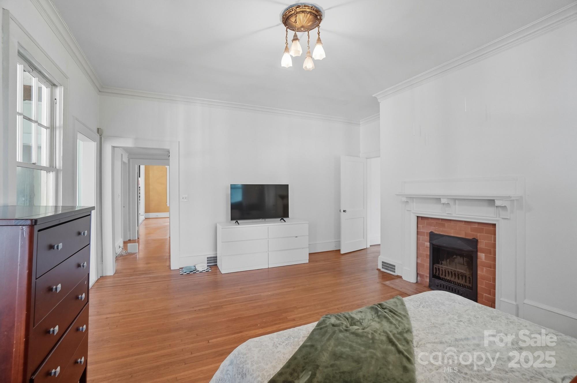 504 S York Street — Gastonia