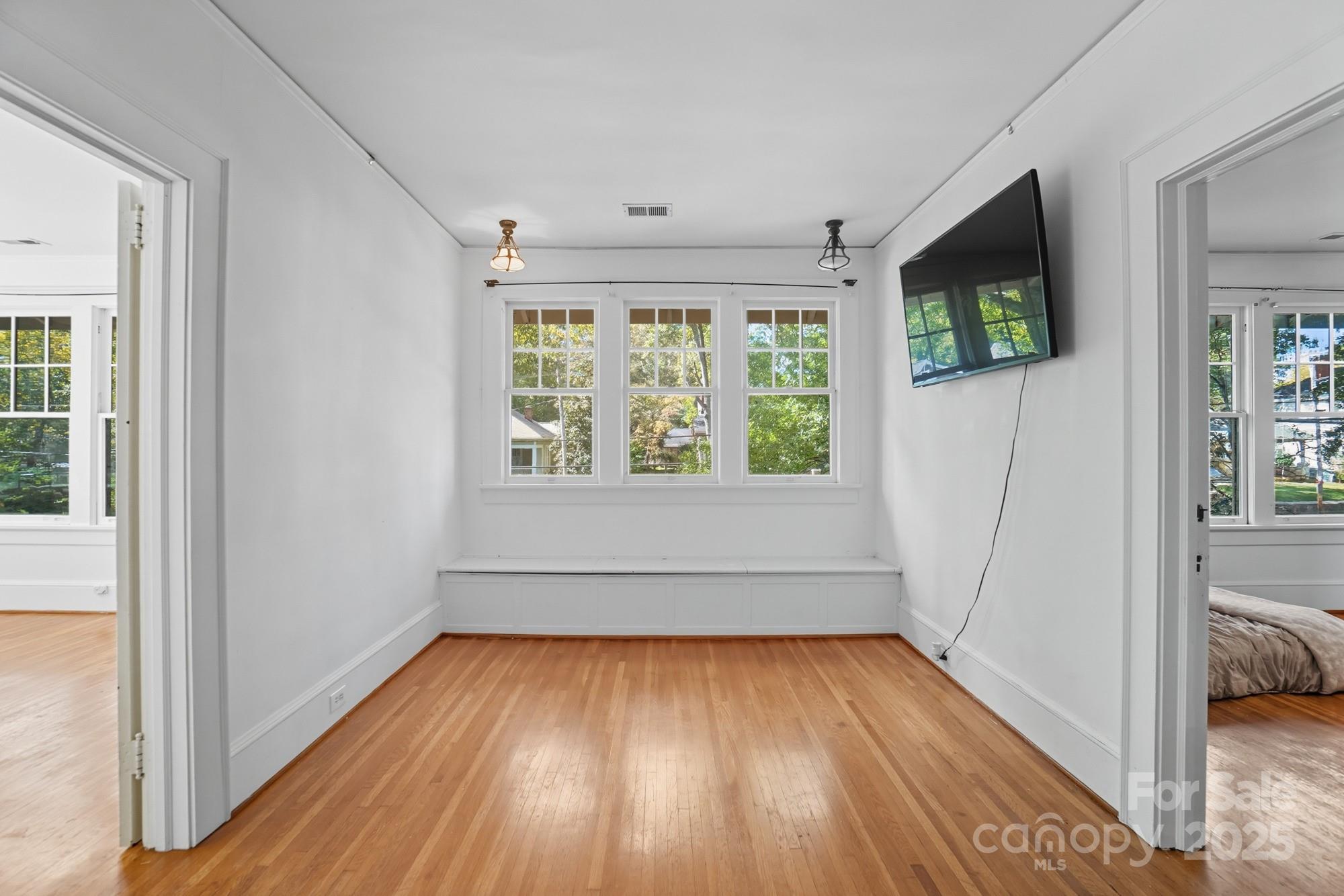 504 S York Street — Gastonia